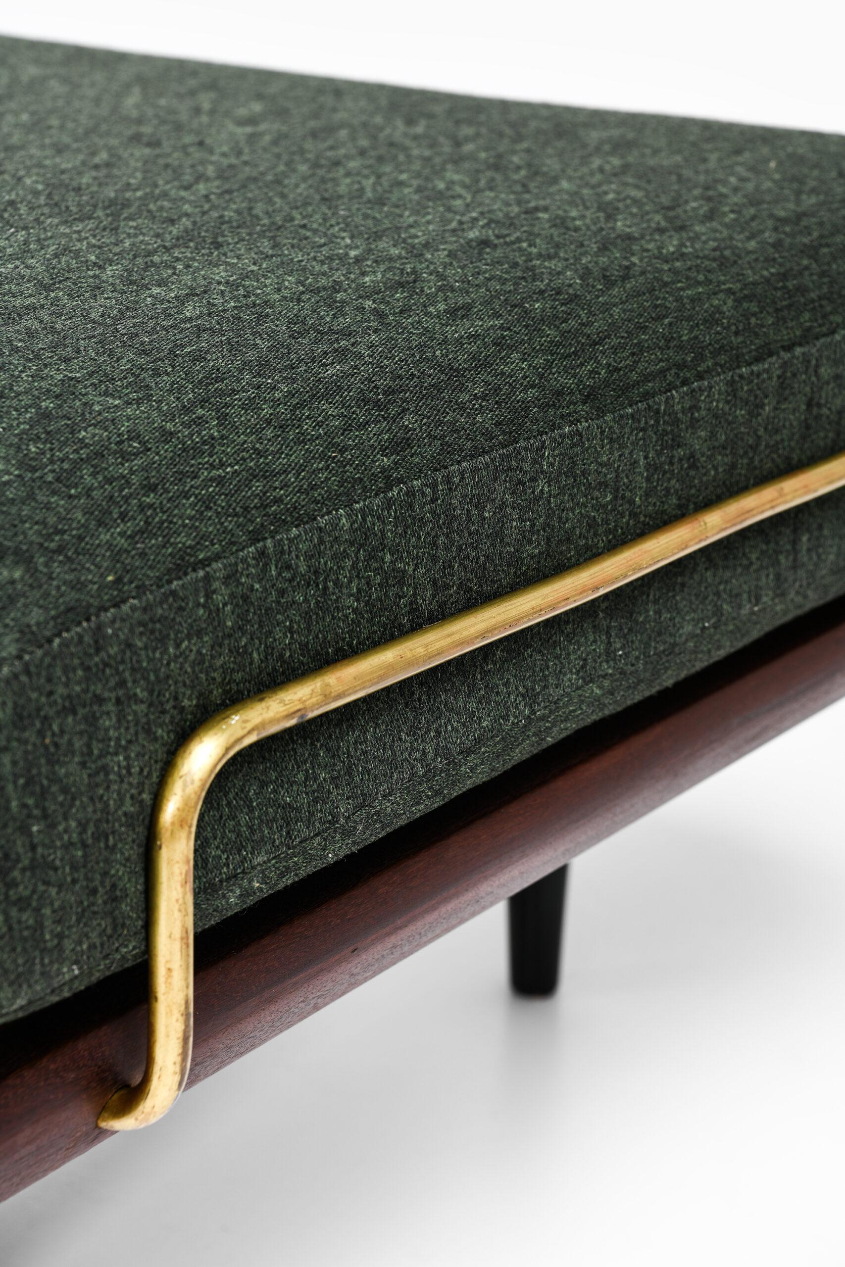 Scandinavian Modern Hans Wegner Daybed Model GE-19 Produced by GETAMA in Denmark