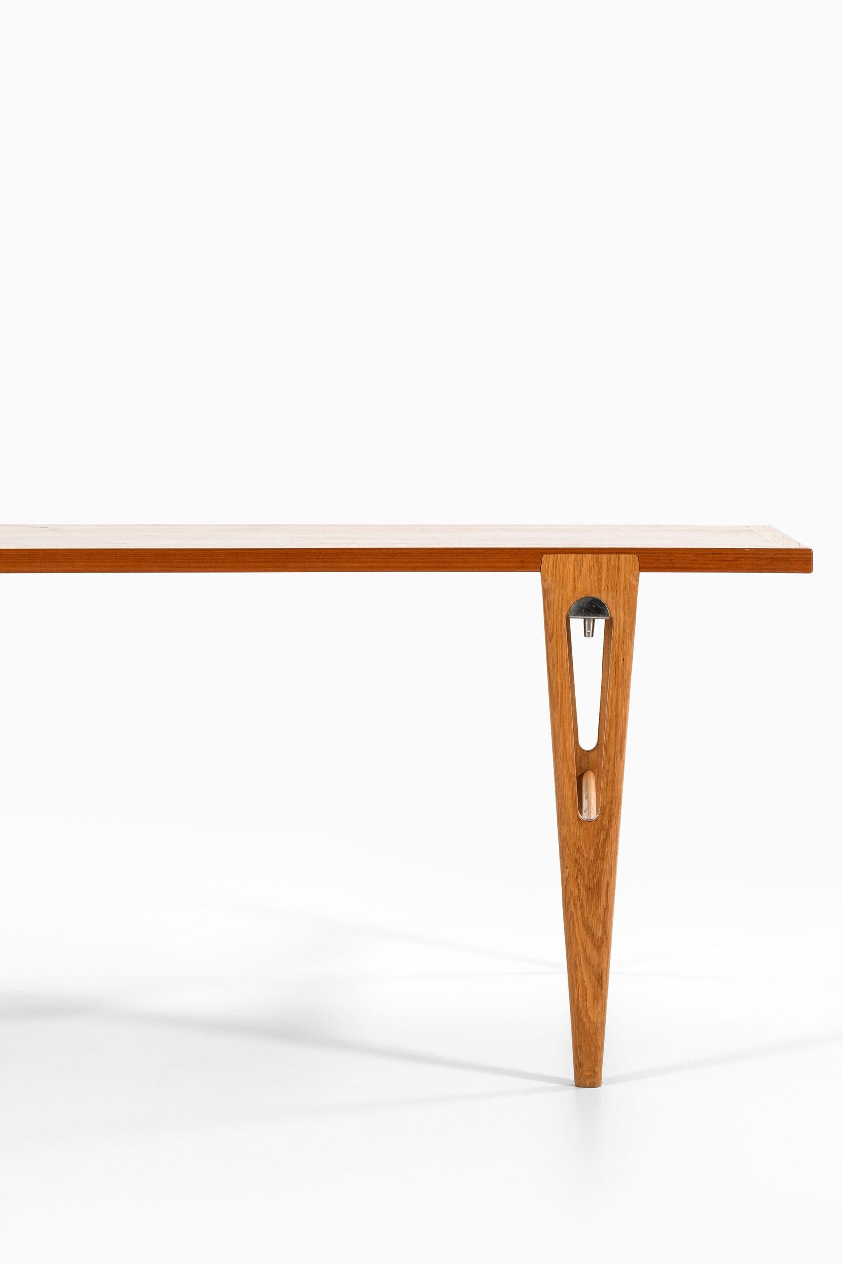 Mid-20th Century Hans Wegner Desk Produced by Cabinetmaker Johannes Hansen in Denmark For Sale