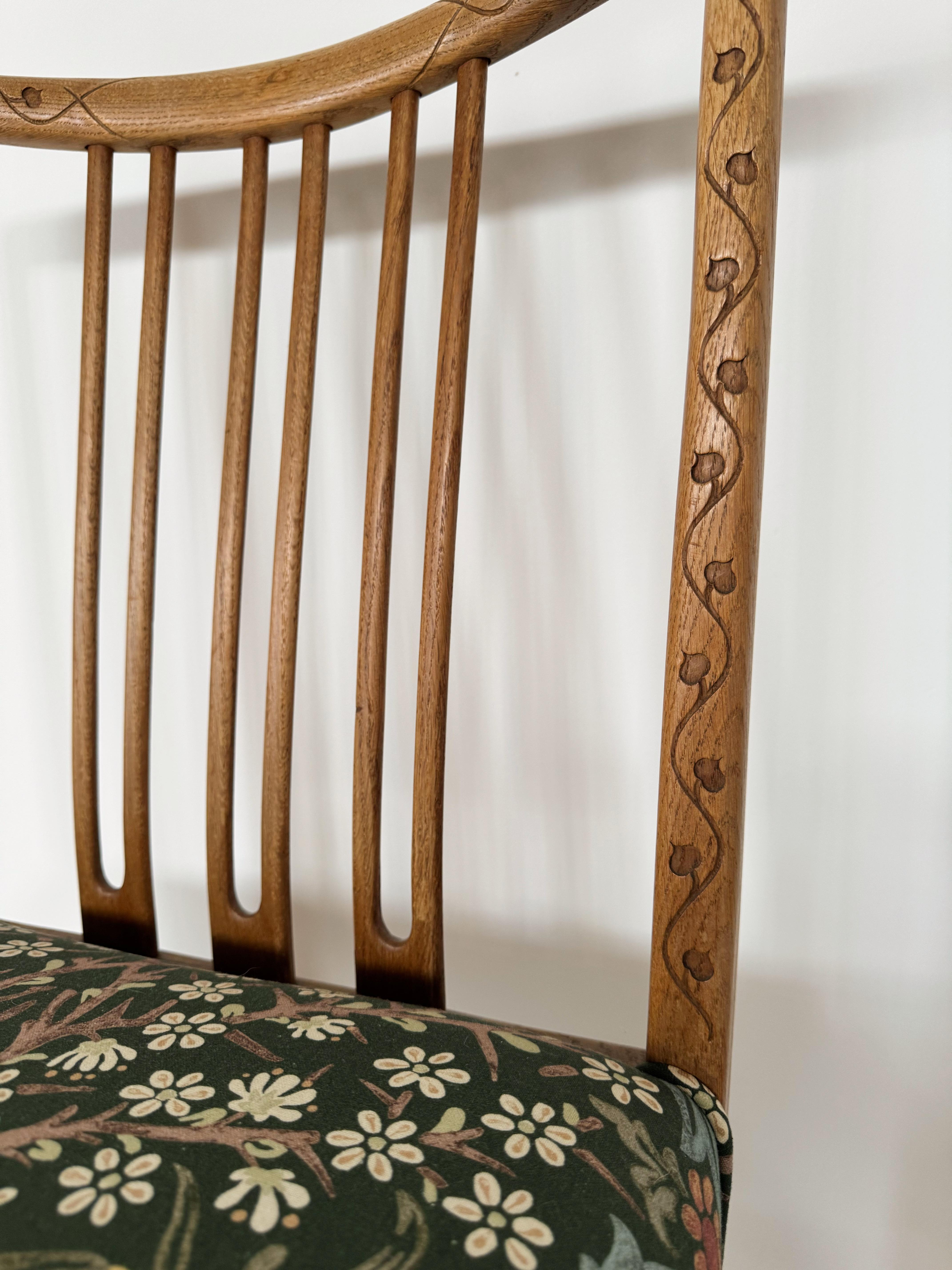Oak Hans Wegner Dining Chair in William Morris Blackthorn For Sale