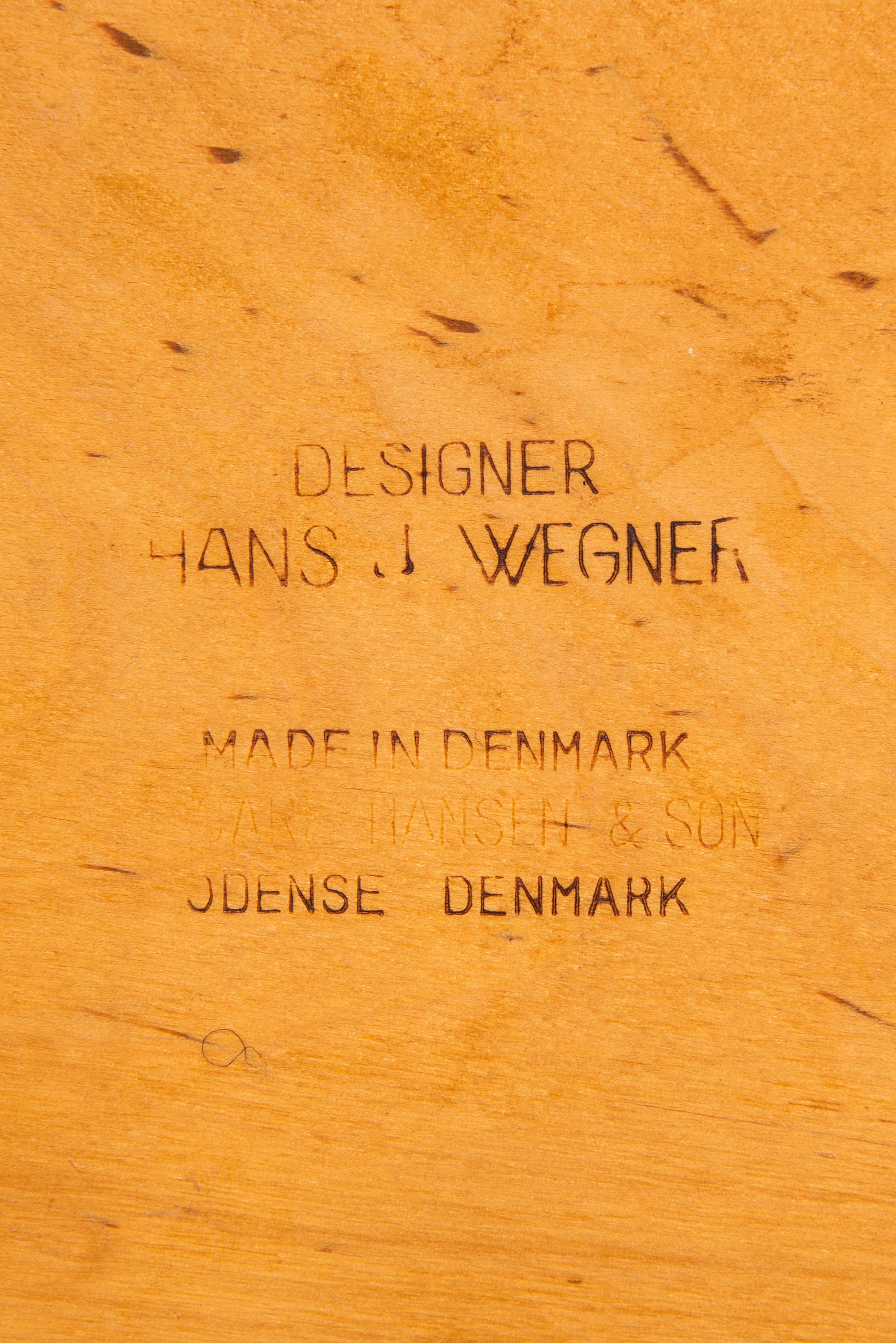 Mid-20th Century Hans Wegner Dining Chairs Model CH-30 by Carl Hansen & Son in Denmark