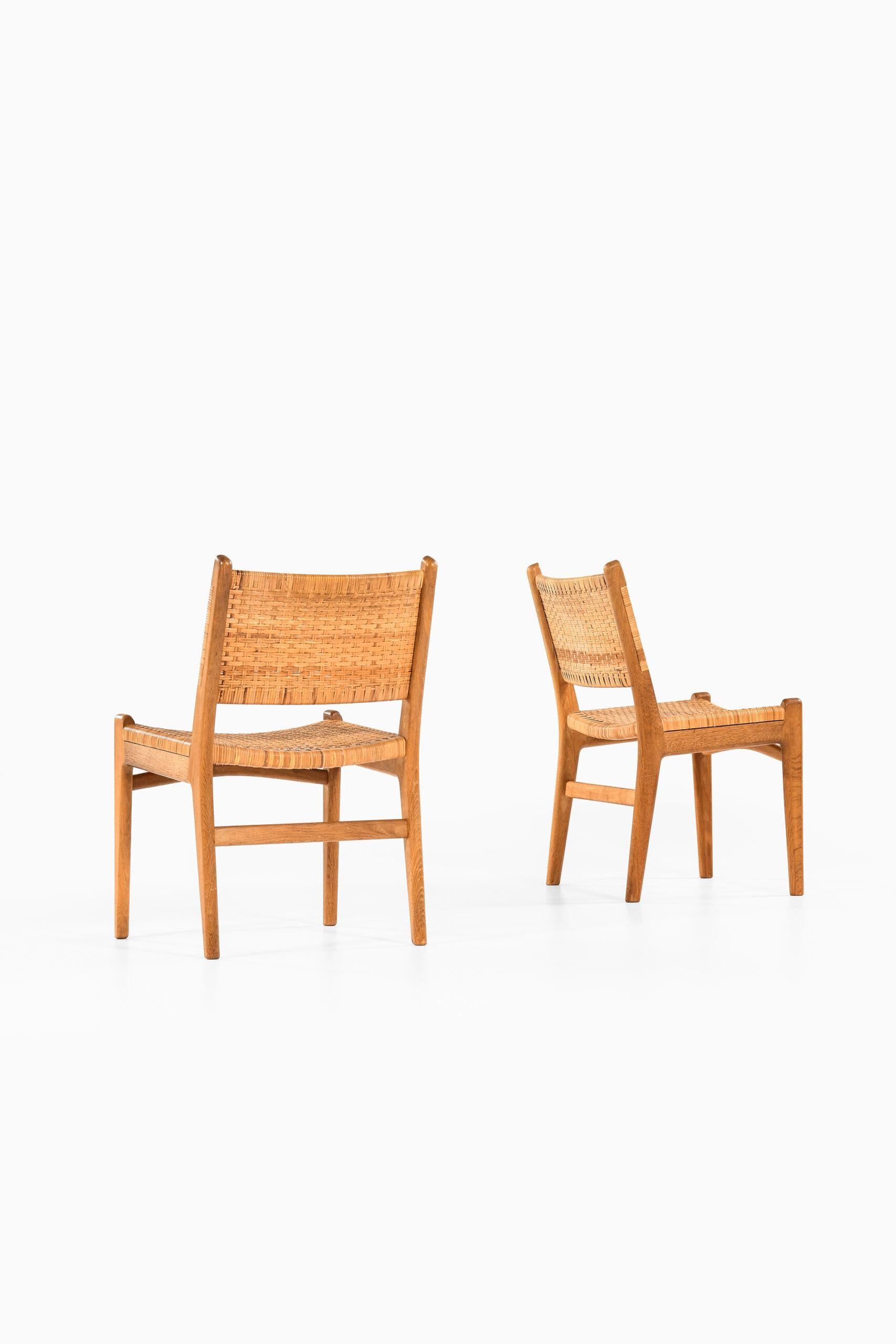 Hans Wegner Dining Chairs Model CH-31 Produced by Carl Hansen & Son in Denmark For Sale 1