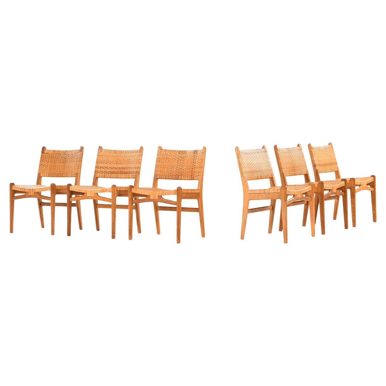 Hans Wegner Dining Chairs Model CH-31 Produced by Carl Hansen & Son in Denmark For Sale