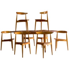Hans Wegner Dining Table & Eight Chairs Heart Shape Fritz Hansen, Denmark, 1950s