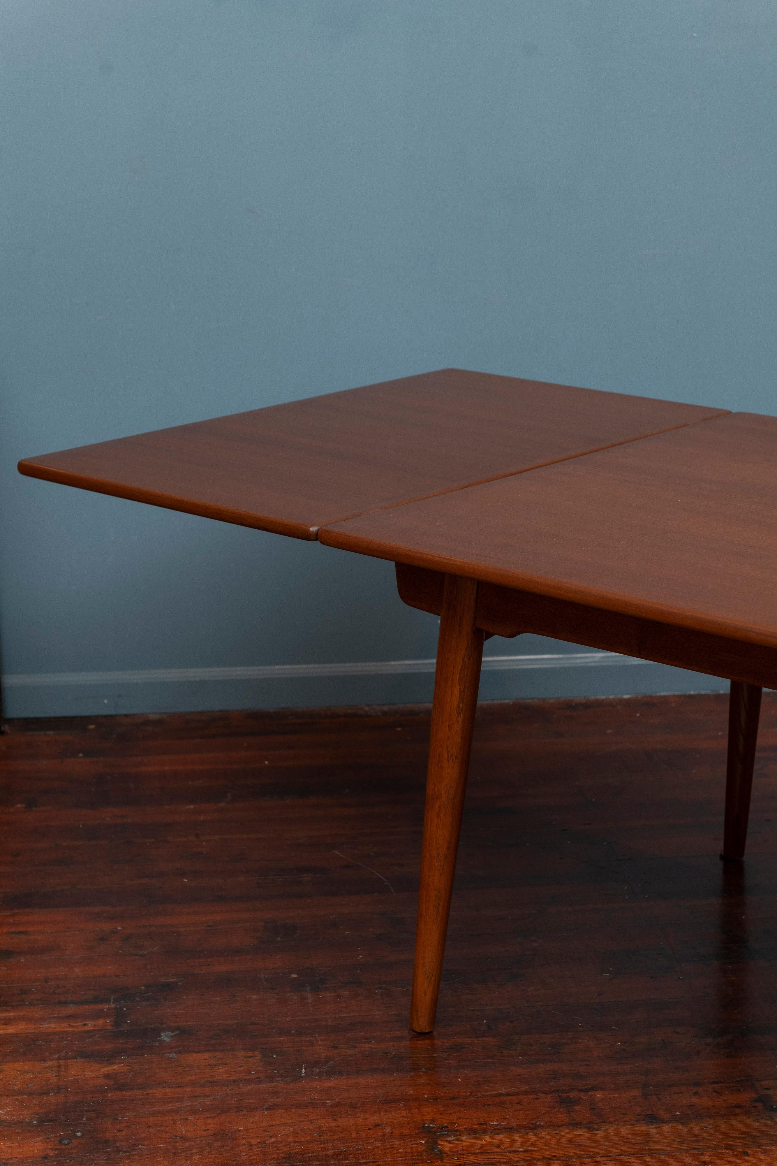 Mid-20th Century Hans Wegner Dining Table for Andreas Tuck For Sale