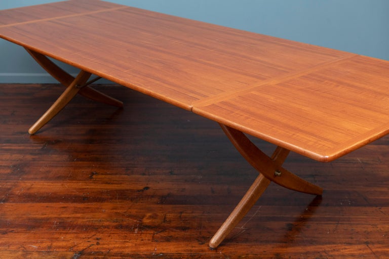 Scandinavian Modern Hans Wegner Drop Leaf Dining Table for Andreas Tuck, Model AT-314 For Sale