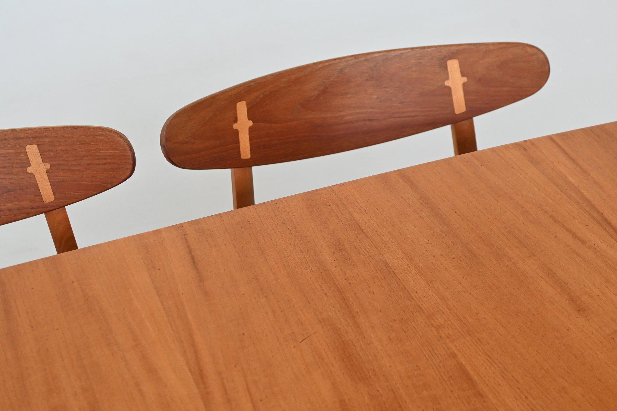 Hans Wegner drop-leaf dining table in beach and teak Denmark 1950 For Sale 8