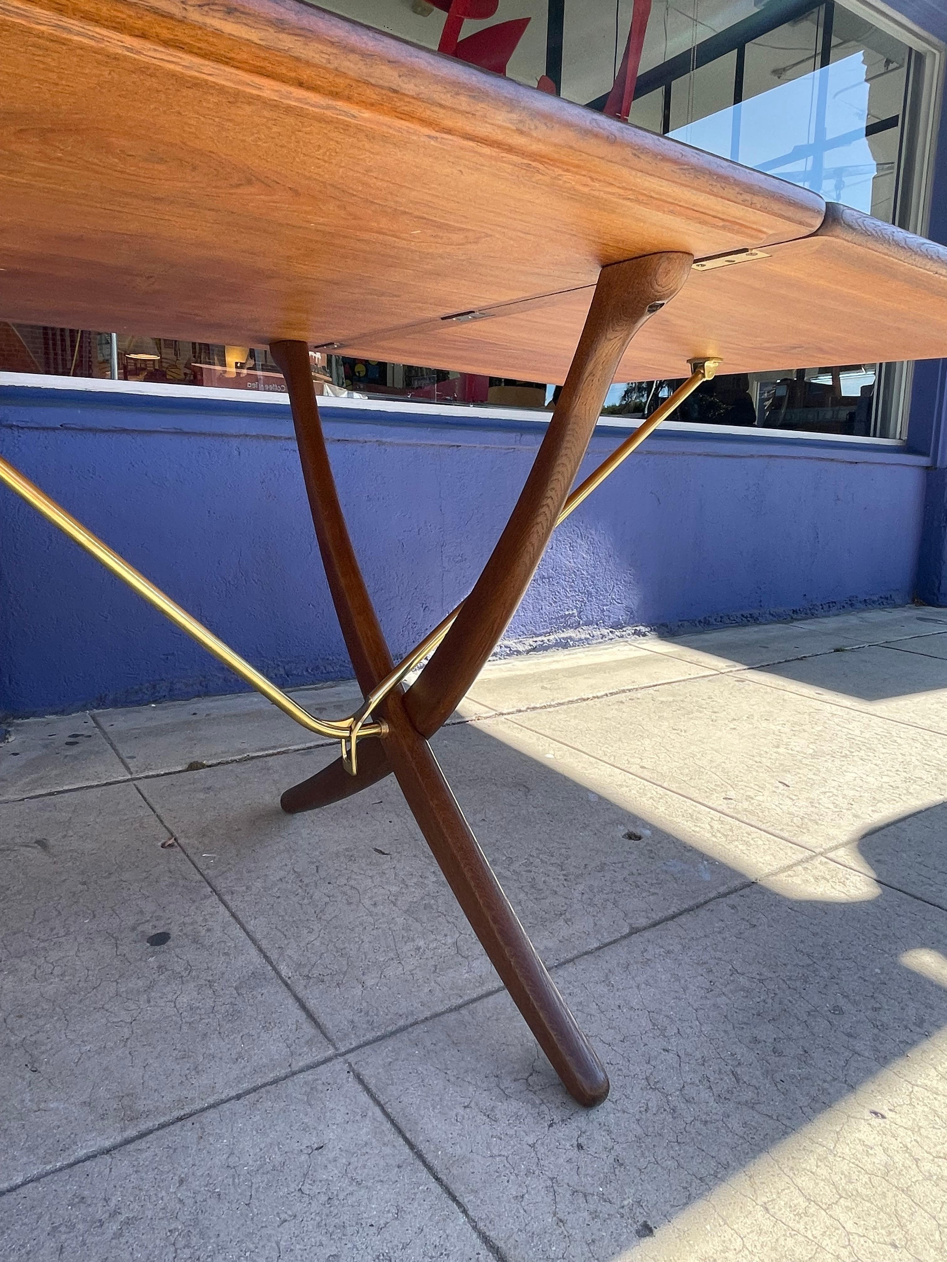 20th Century Hans Wegner Drop-Leaf Dining Table, Model AT-304 For Sale