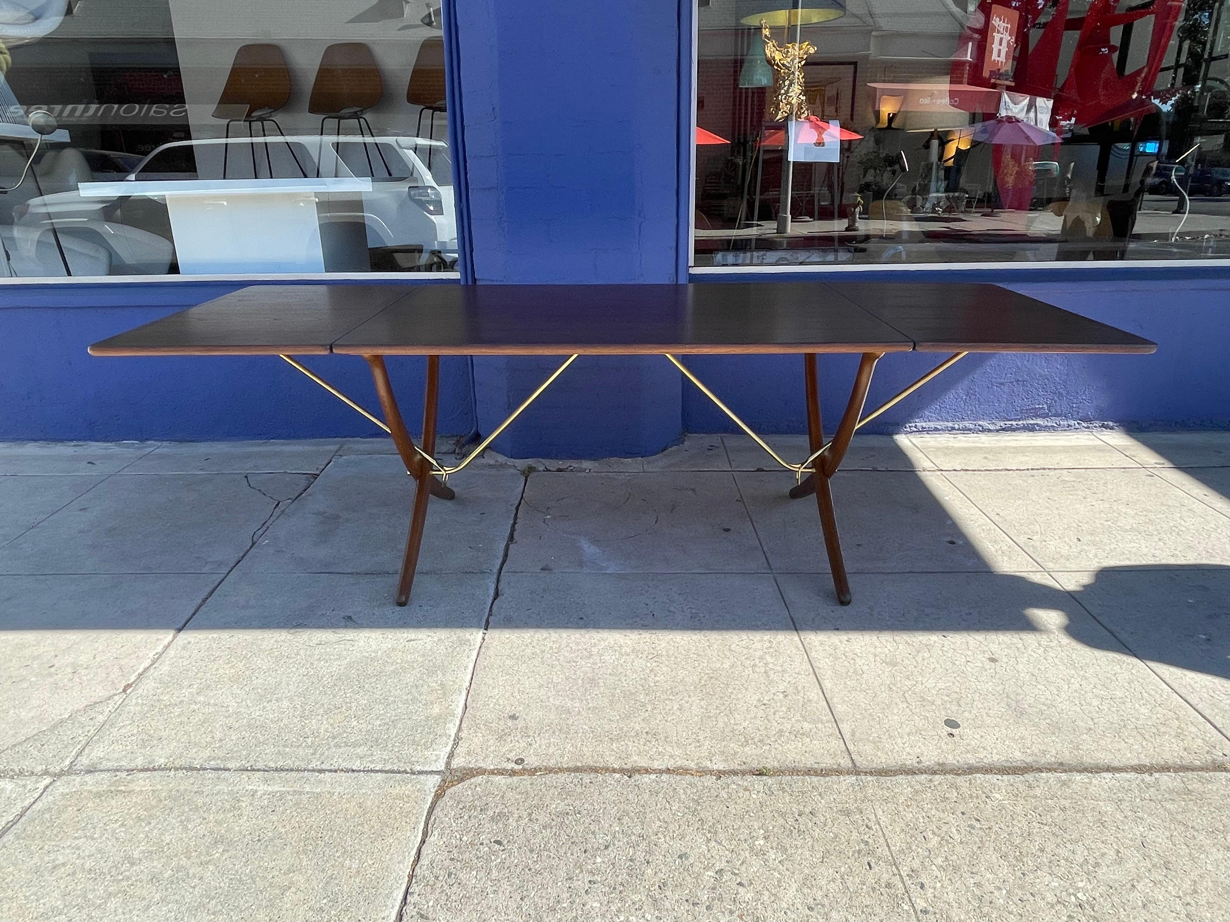 Hans Wegner Drop-Leaf Dining Table, Model AT-304 For Sale 1