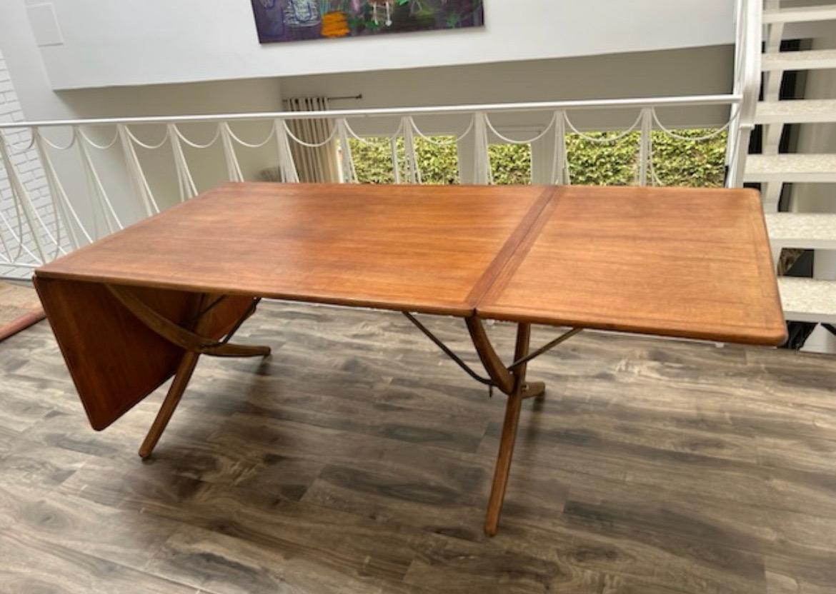 Mid-Century Modern Hans Wegner Drop-Leaf Dining Table, Model AT304 For Sale