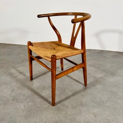 Hans Wegner early production CH24 for Carl Hansen & Søn.