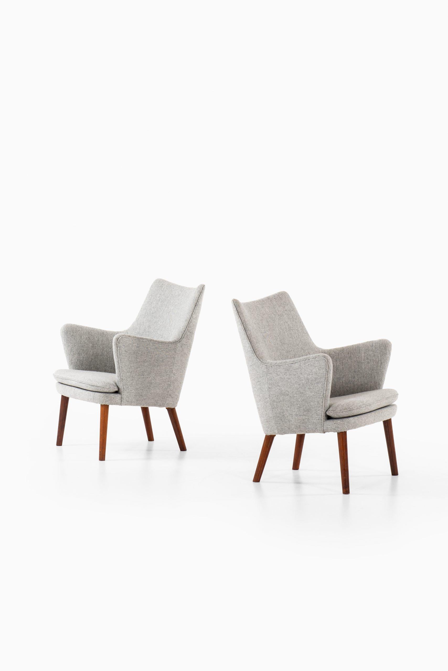 Scandinave moderne Fauteuils Hans Wegner modèle AP20 Produit par A.P. Étole au Danemark en vente