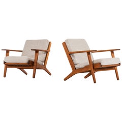 Hans Wegner Easy Chairs Model GE-290 Produced by GETAMA in Denmark