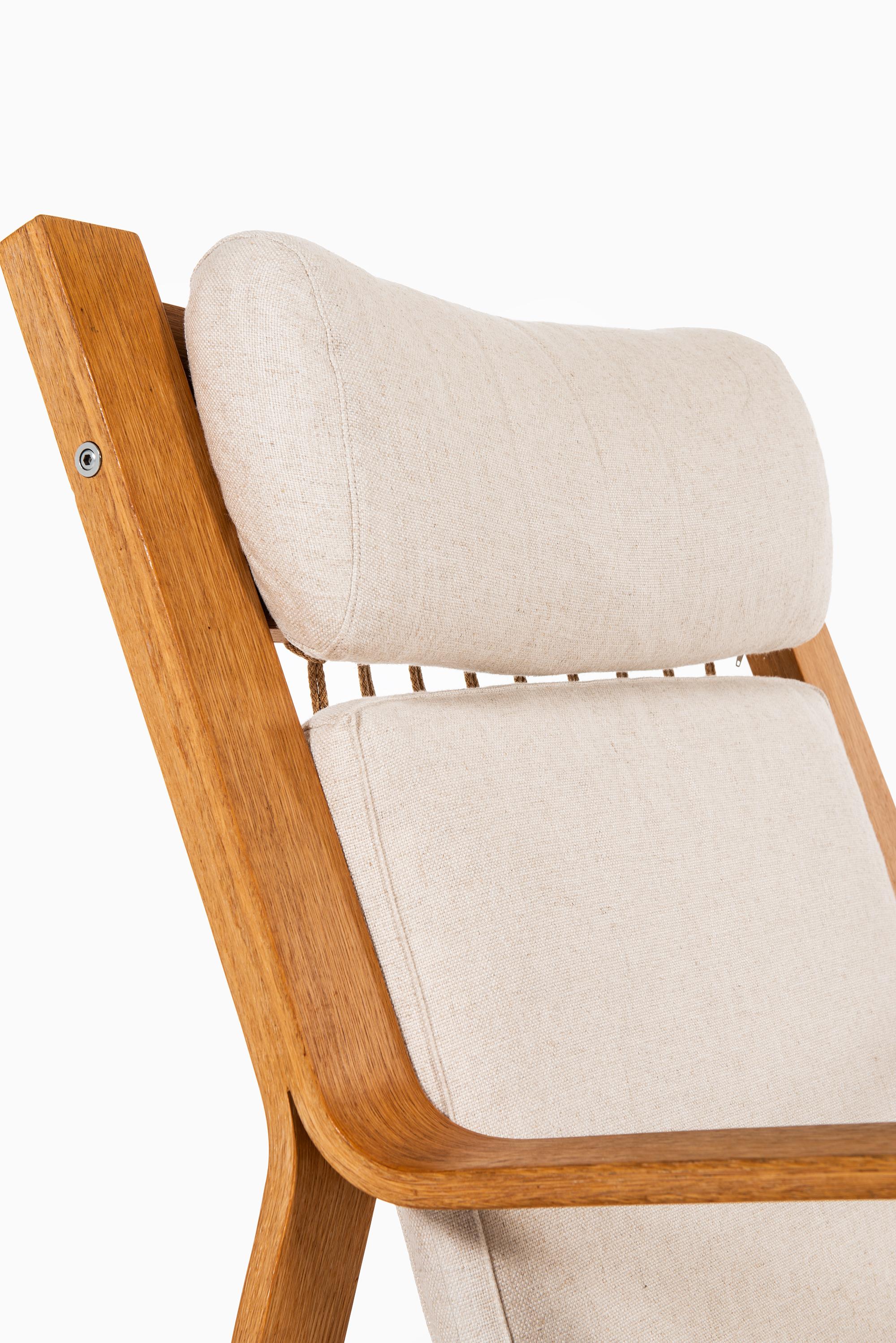 Mid-20th Century Hans Wegner Easy Chairs Model GE-671 Produced by GETAMA in Denmark