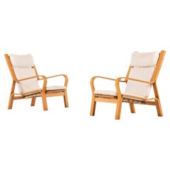 Hans Wegner Easy Chairs Model GE-671 Produced by GETAMA in Denmark