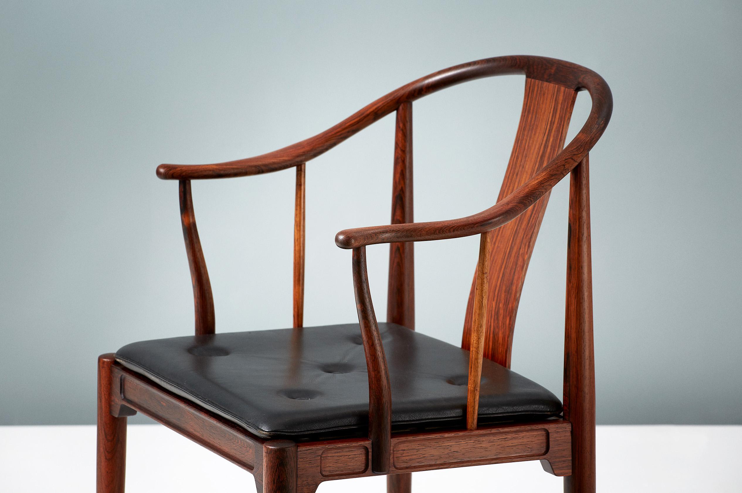 Hans Wegner: China-Stuhl aus Rosenholz, FH-4283 (Mitte des 20. Jahrhunderts)