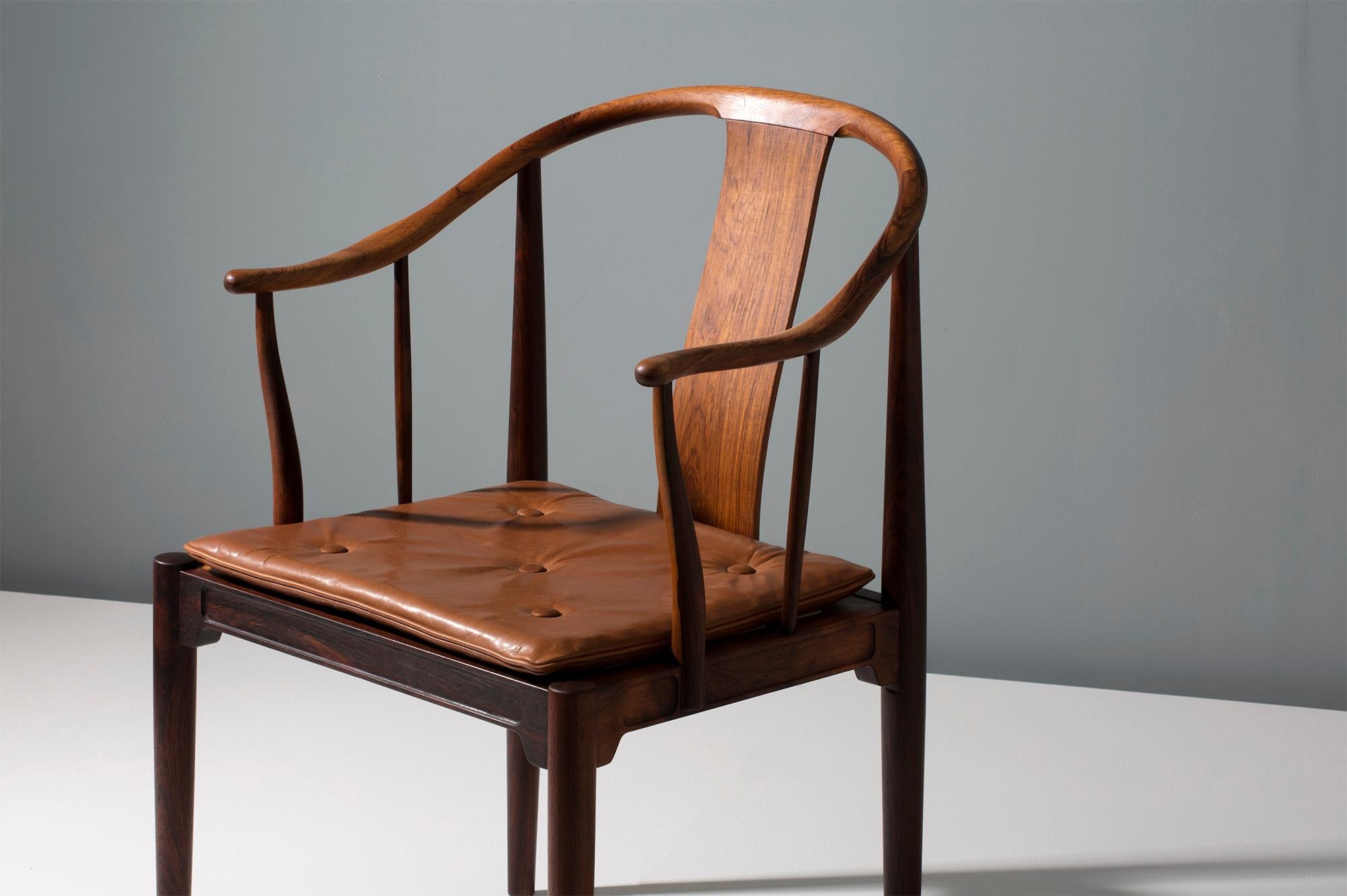 Mid-20th Century Hans Wegner FH-4283 Rosewood China Chair