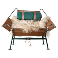 HANS WEGNER FLAG HALYARD LOUNGE CHAIR -green frame & headrest-cream sheepskin