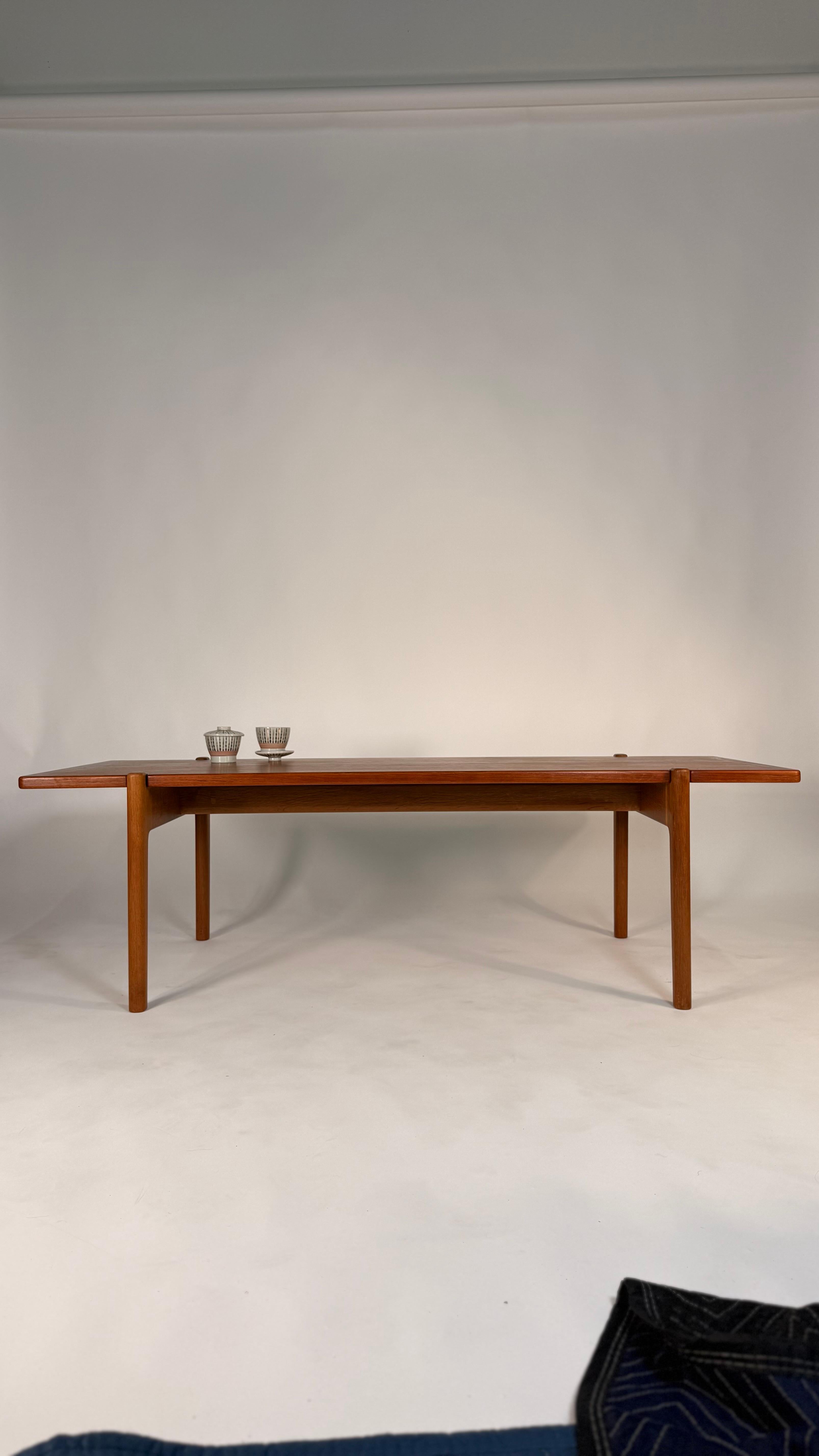 Lacquered Hans Wegner Flip Top Coffee Table for Johannes Hansen For Sale
