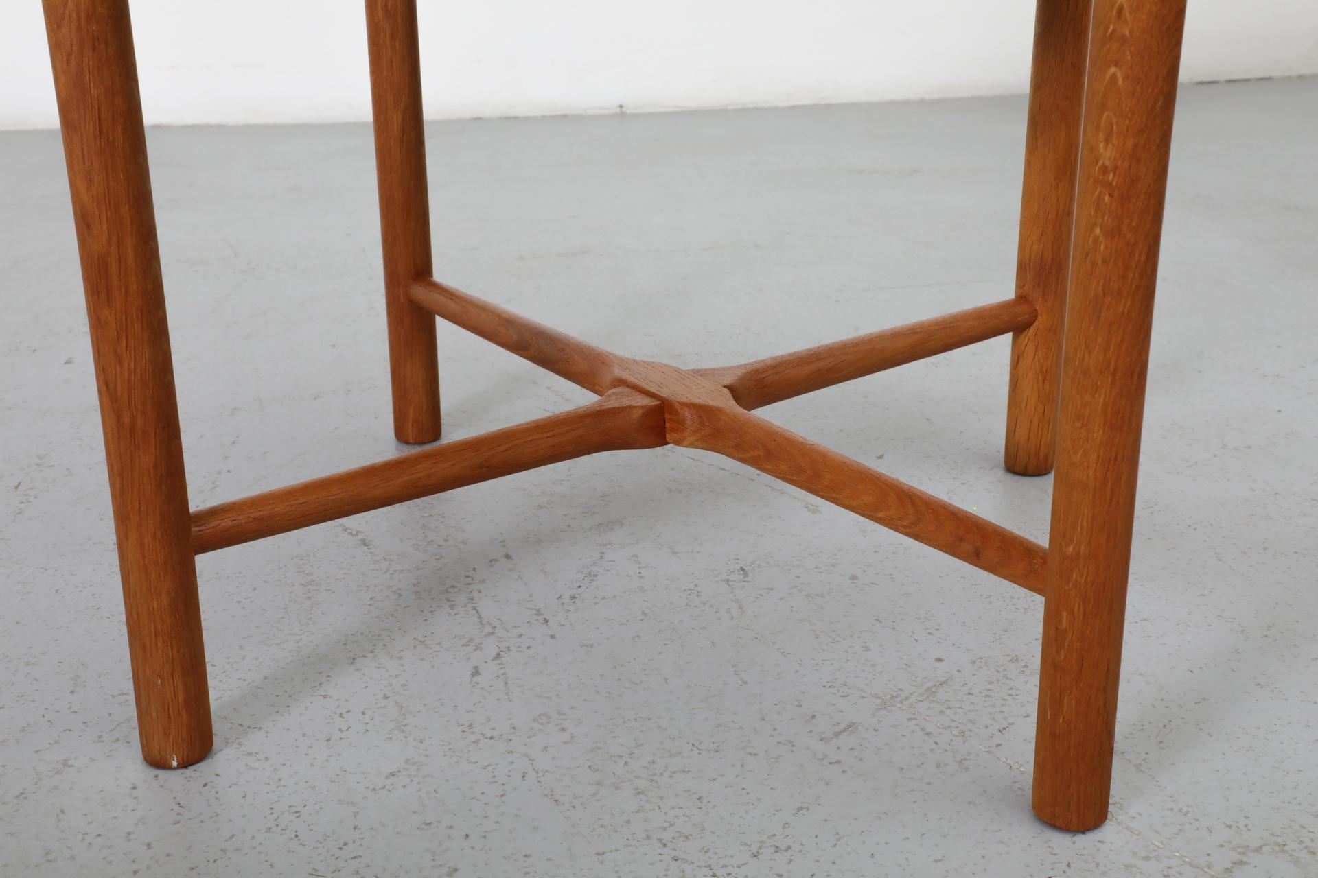 Hans Wegner pour Andreas Tuck Table à plateau en chêne AT35 en vente 8