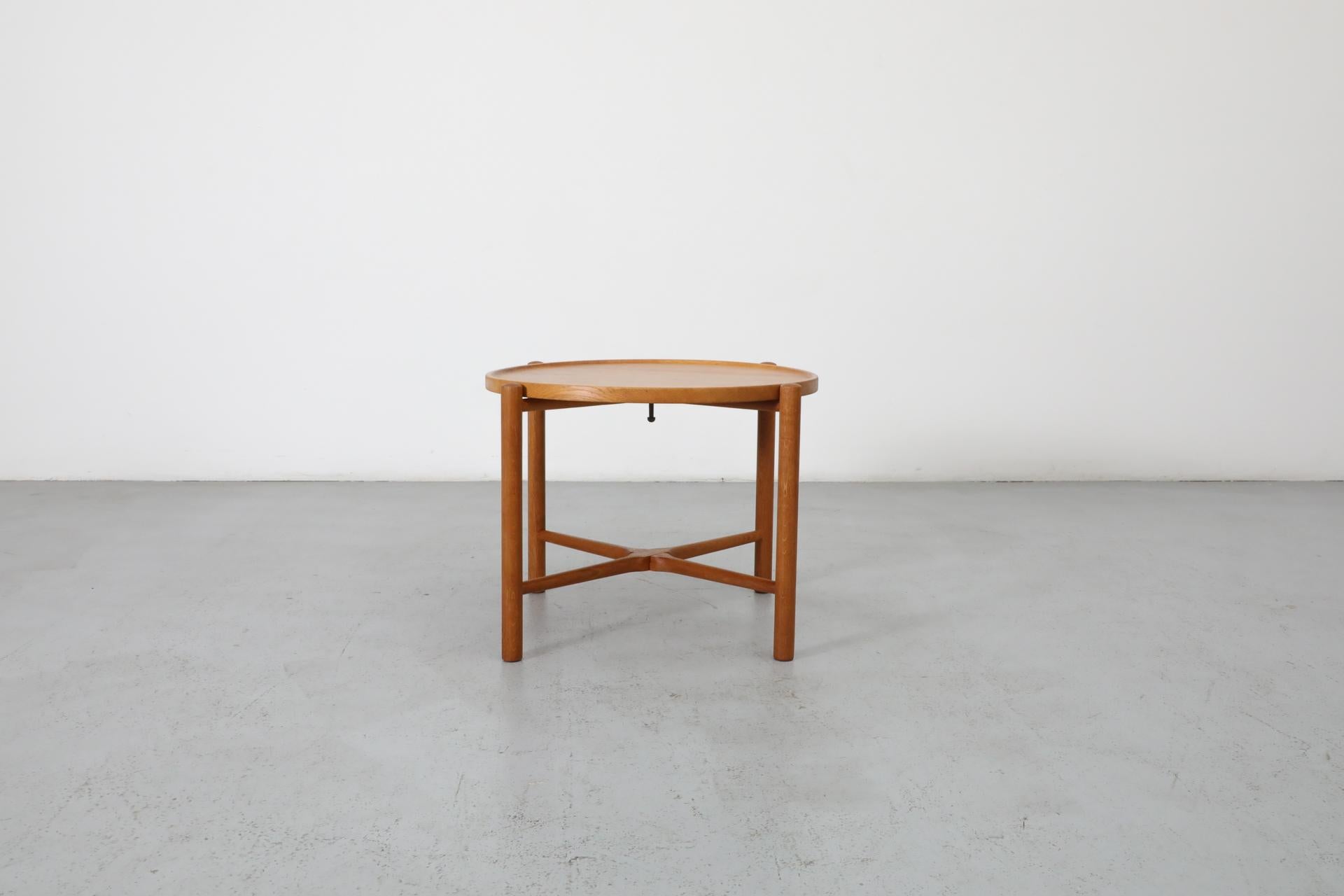 Hans Wegner pour Andreas Tuck Table à plateau en chêne AT35 Bon état - En vente à Los Angeles, CA