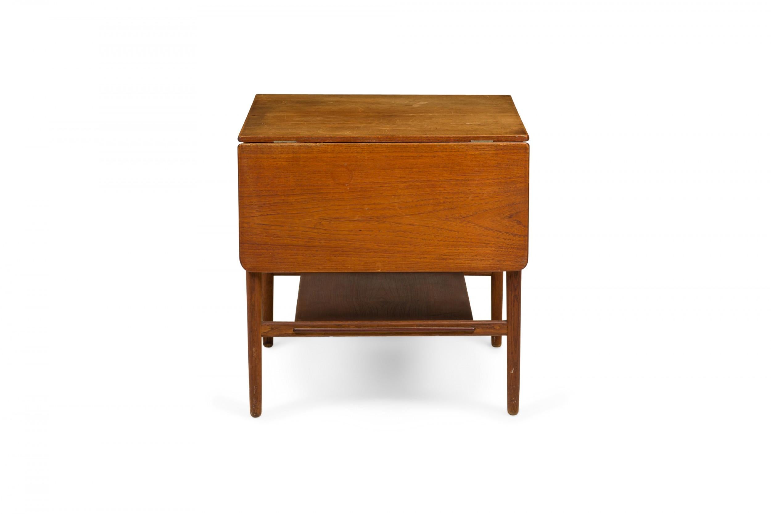 Mid-Century Modern Hans Wegner for Andreas Tuck Mid-Century Wooden Drop Leaf End / Side Table For Sale