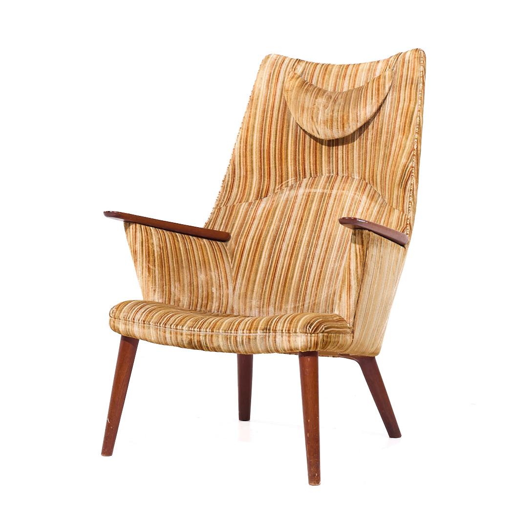 Mid-Century Modern Hans Wegner for AP Stolen AP-28 Mid Century Danish Oak Mama Bear Lounge Chair For Sale