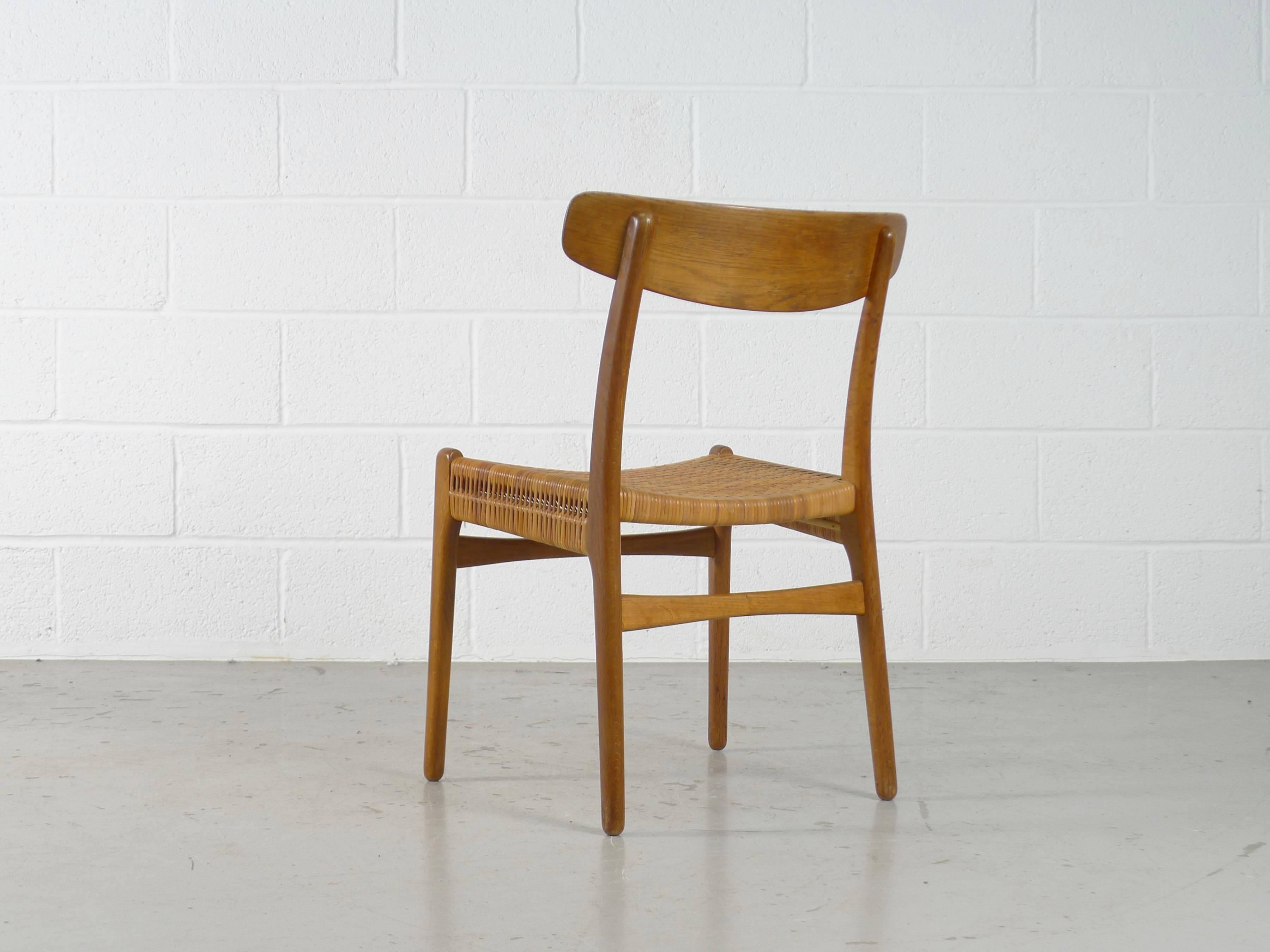 Hans Wegner for Carl Hansen, Denmark Set of Six Dining Chairs Model CH-23 3