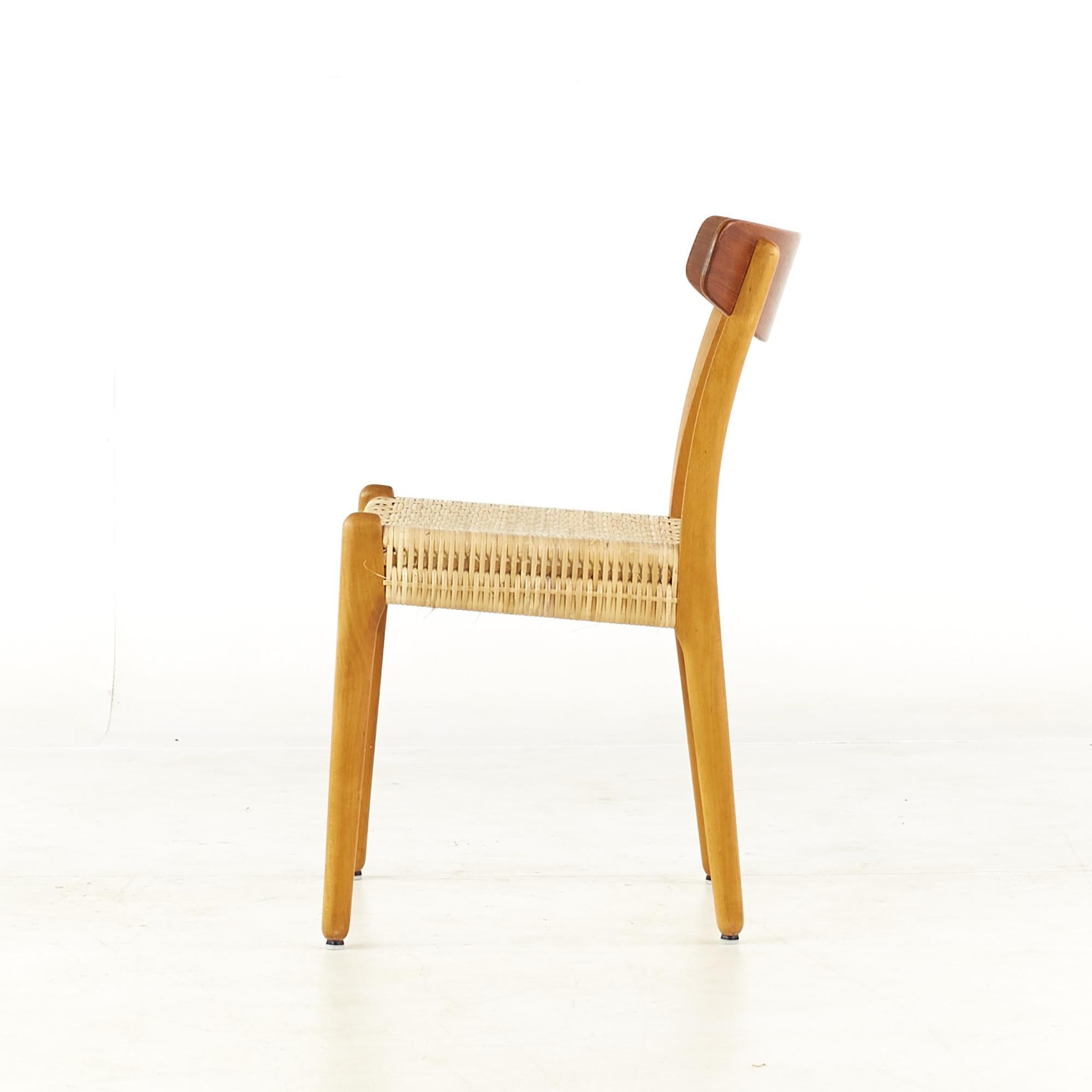 Hans Wegner pour Carl Hansen & Son Chaises de salle à manger CH23 en teck du milieu du siècle - Paire en vente 2