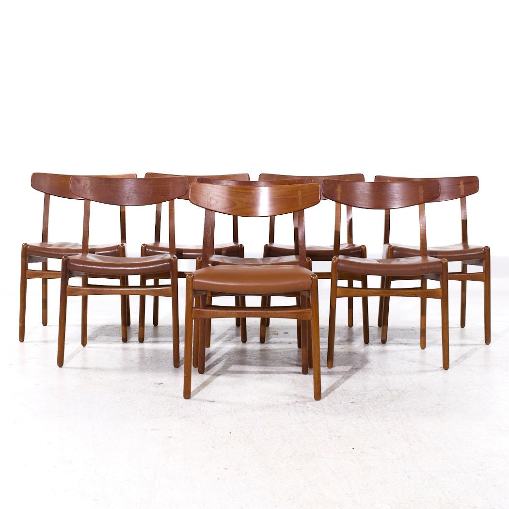 Hans Wegner for Carl Hansen CH23 Teak Dining Chairs - Set of 8

Each chair measures: 20.5 wide x 19 deep x 30.5 inches high, with a seat height/chair clearance of 17.75 inches

All pieces of furniture can be had in what we call restored vintage
