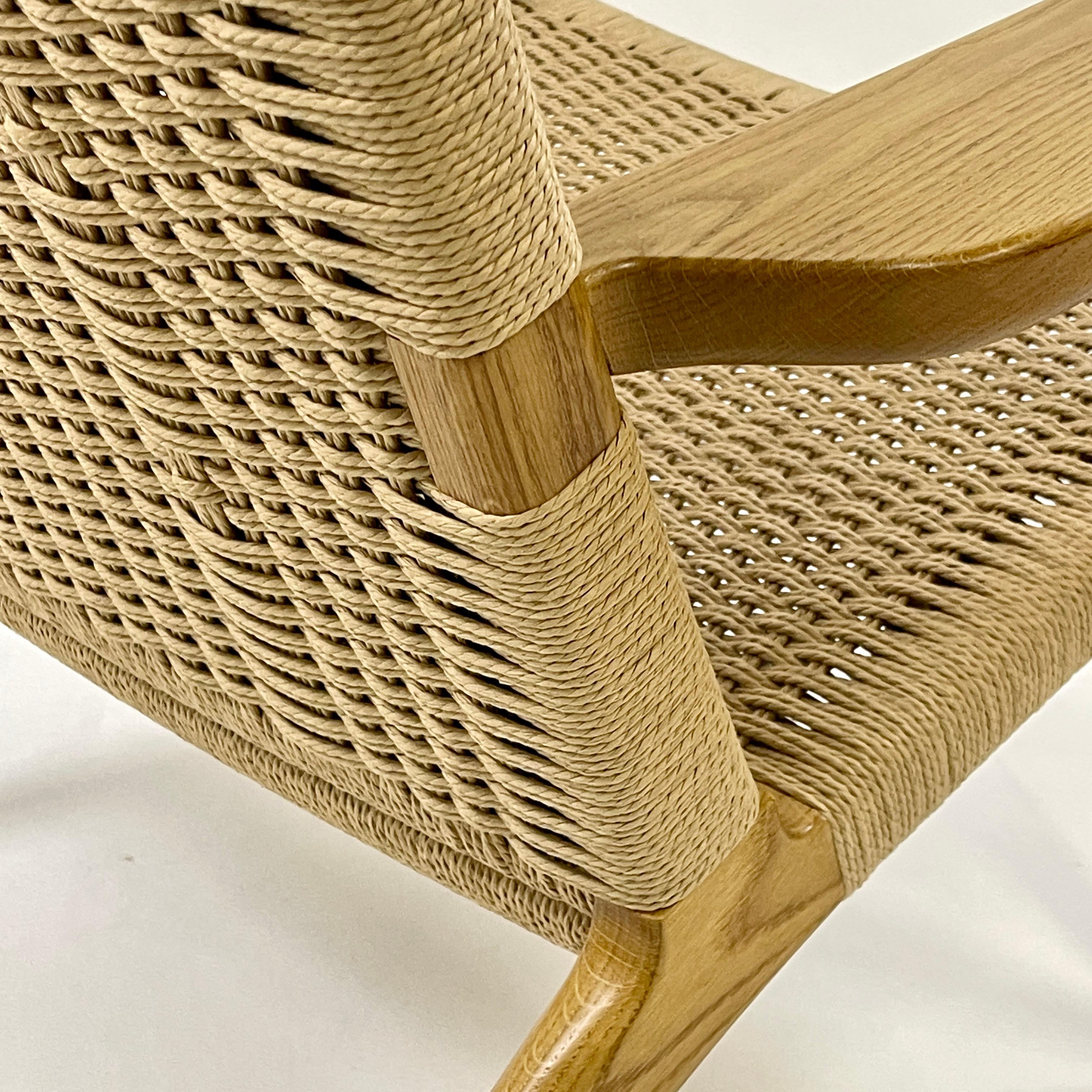 Hans Wegner for Carl Hansen Oak and Woven Papercord CH25 Chair For Sale 6