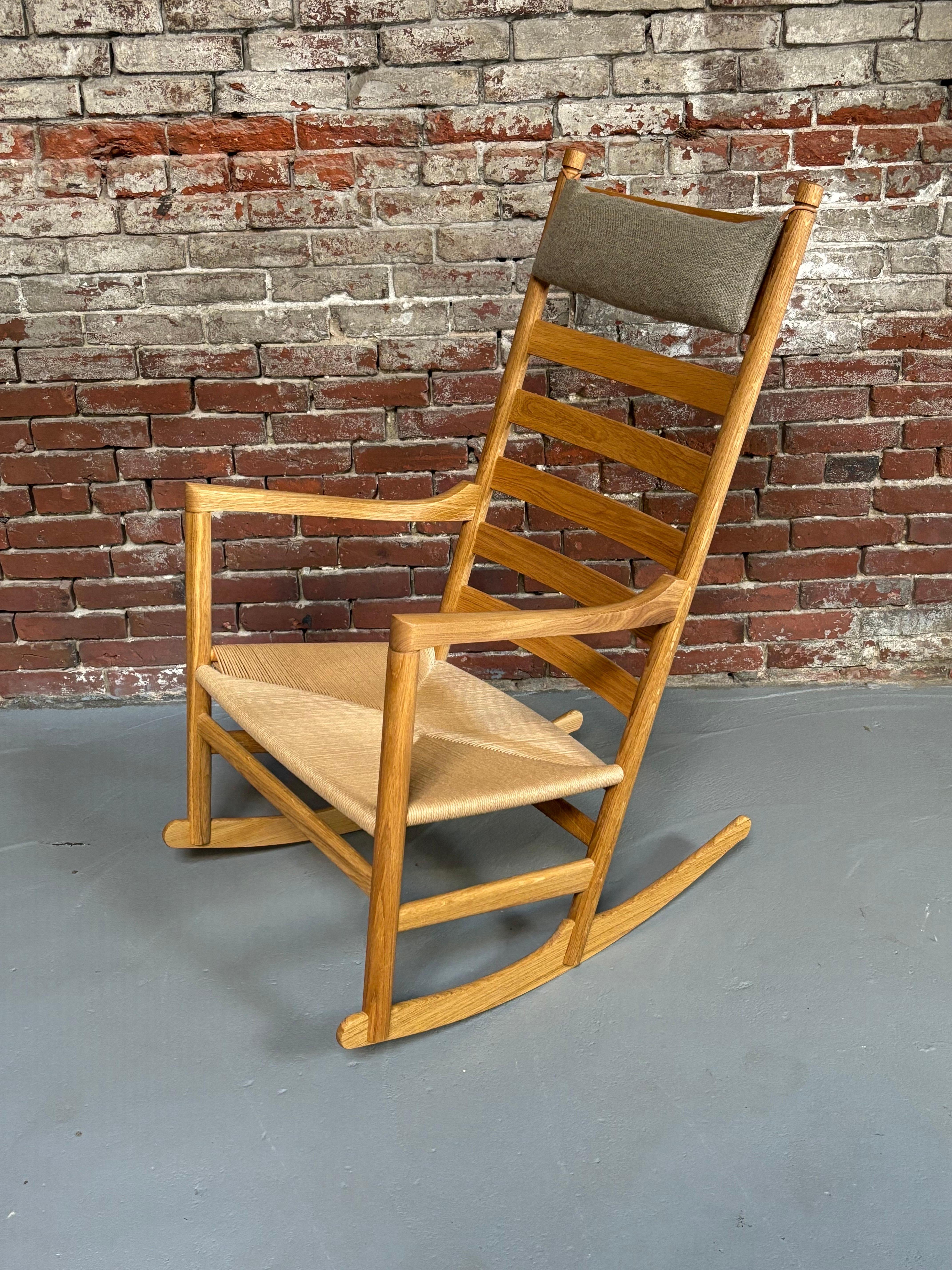 Scandinavian Modern Hans Wegner for Carl Hansen Rocker CH45