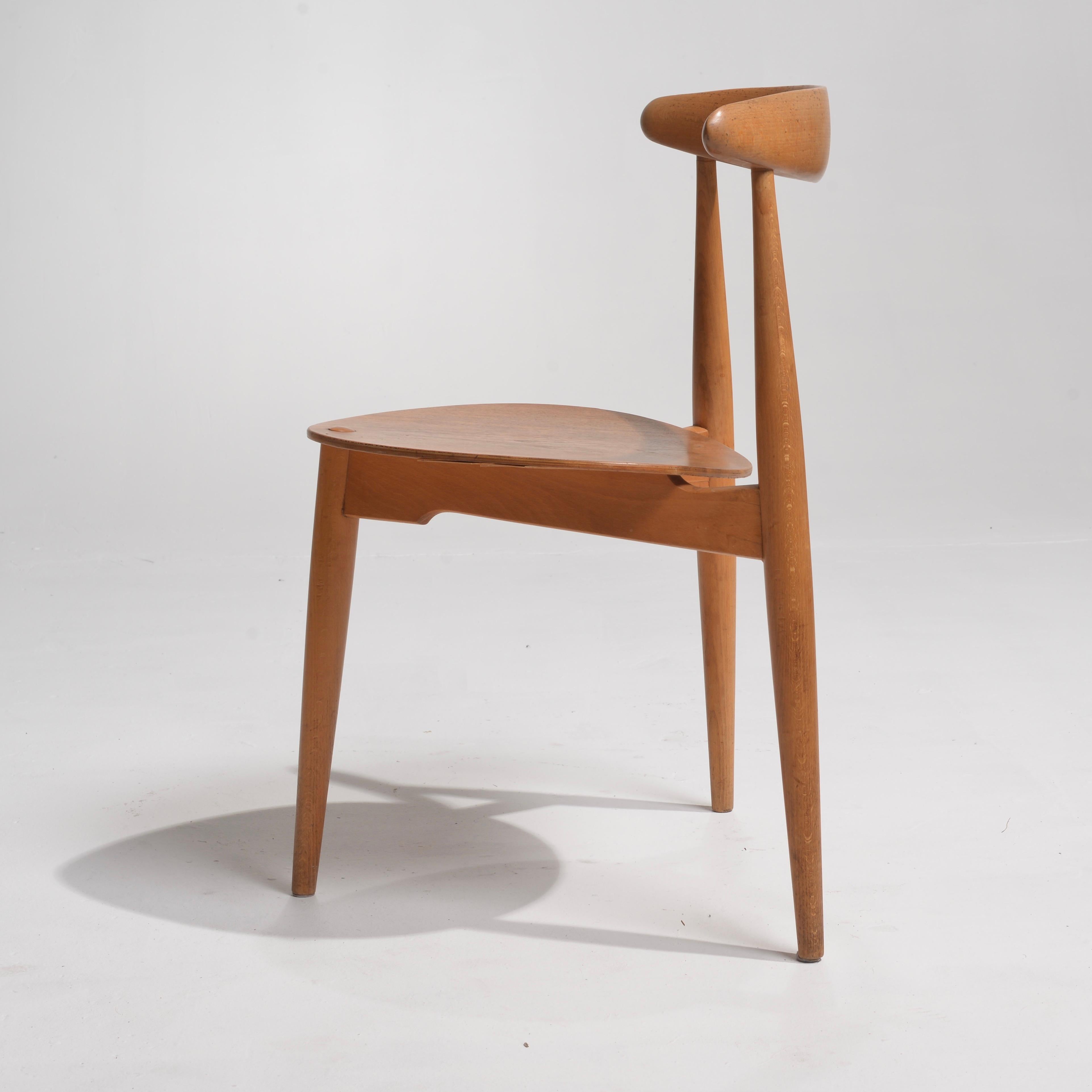 Hans Wegner für Fritz Hansen FH 4103 Heart Dining Set im Angebot 3