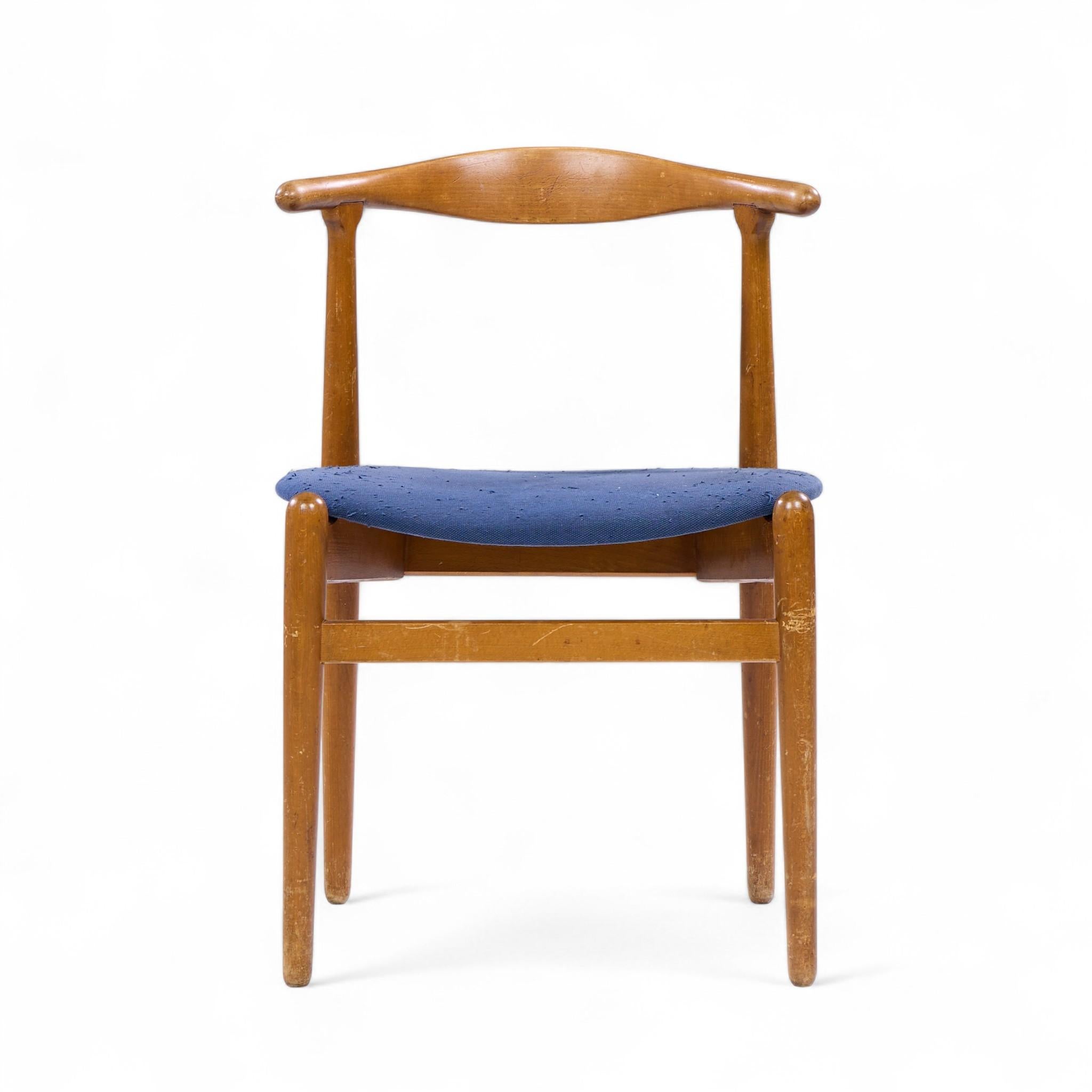 Hans Wegner for Fritz Hansen Model 708 Danish Teak Dining Chairs - Pair im Zustand „Gut“ im Angebot in Franklin Park, IL