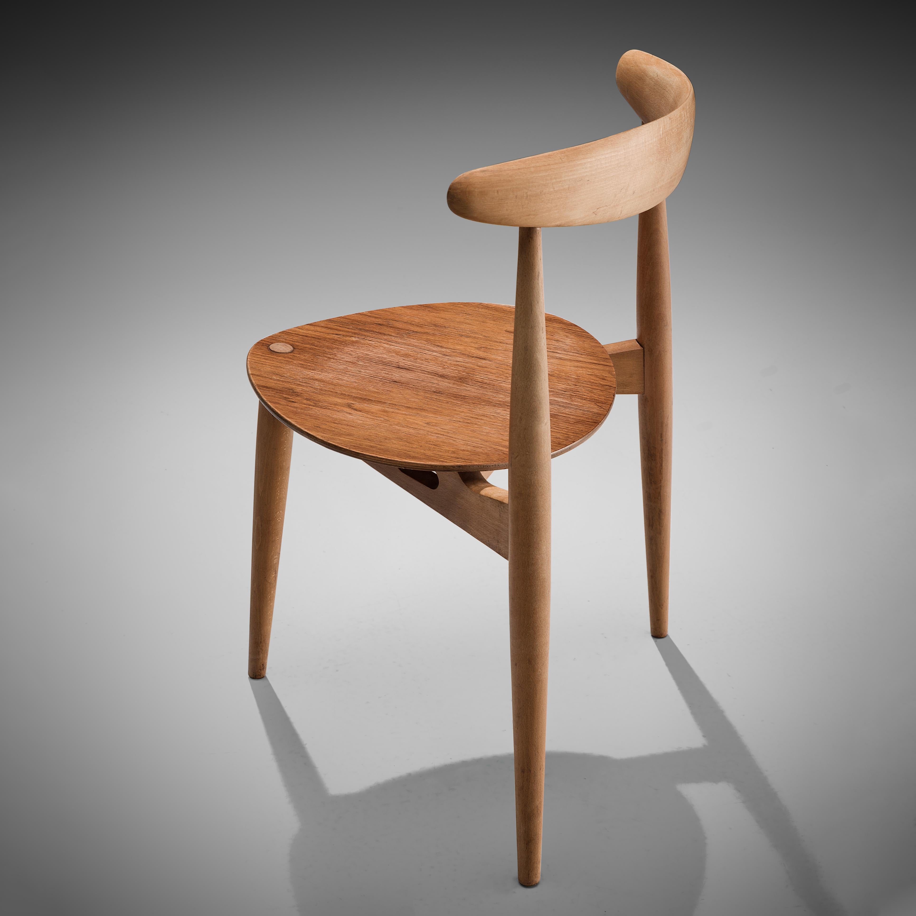 Scandinavian Modern Hans Wegner for Fritz Hansen Set of Six ‘Heart’ Dining Chairs Model ‘4103’