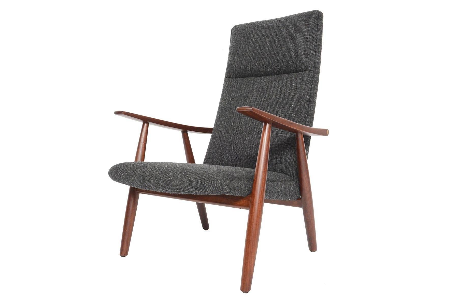 Hans Wegner for GETAMA GE-260 Lounge Chair 3
