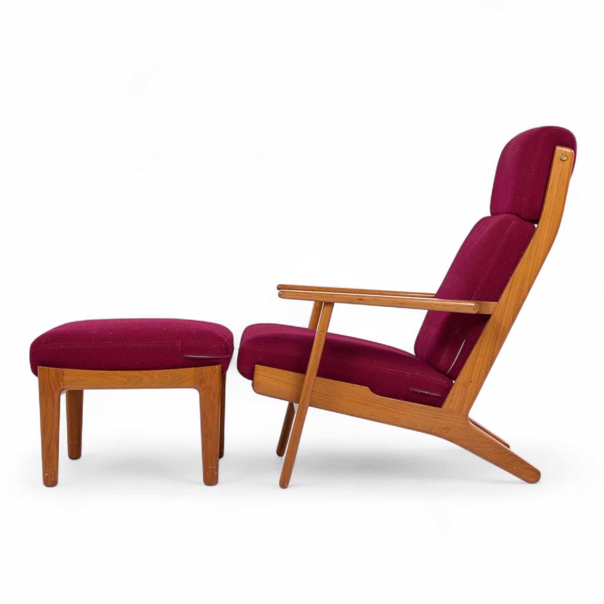 Hans Wegner for Getama GE-290 Danish High Back Lounge Chairs Pair with Ottoman For Sale 1