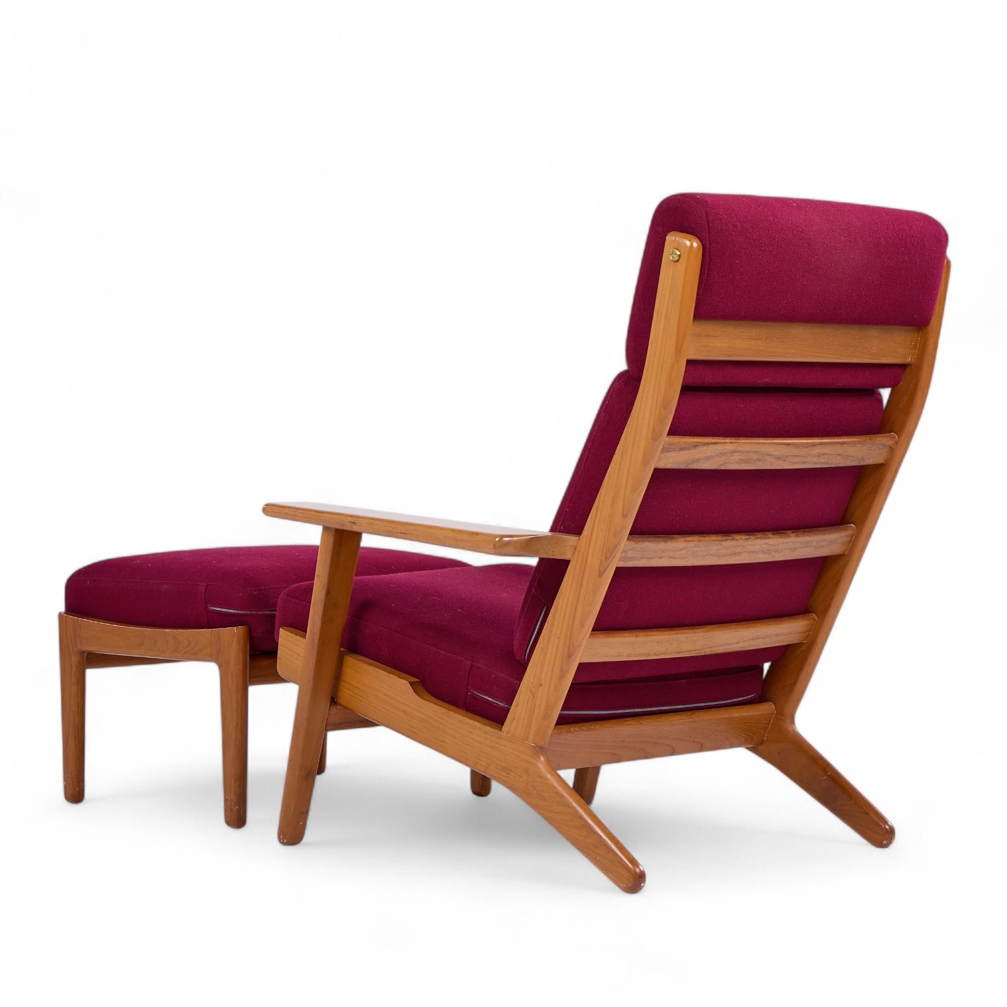 Hans Wegner for Getama GE-290 Danish High Back Lounge Chairs Pair with Ottoman For Sale 2