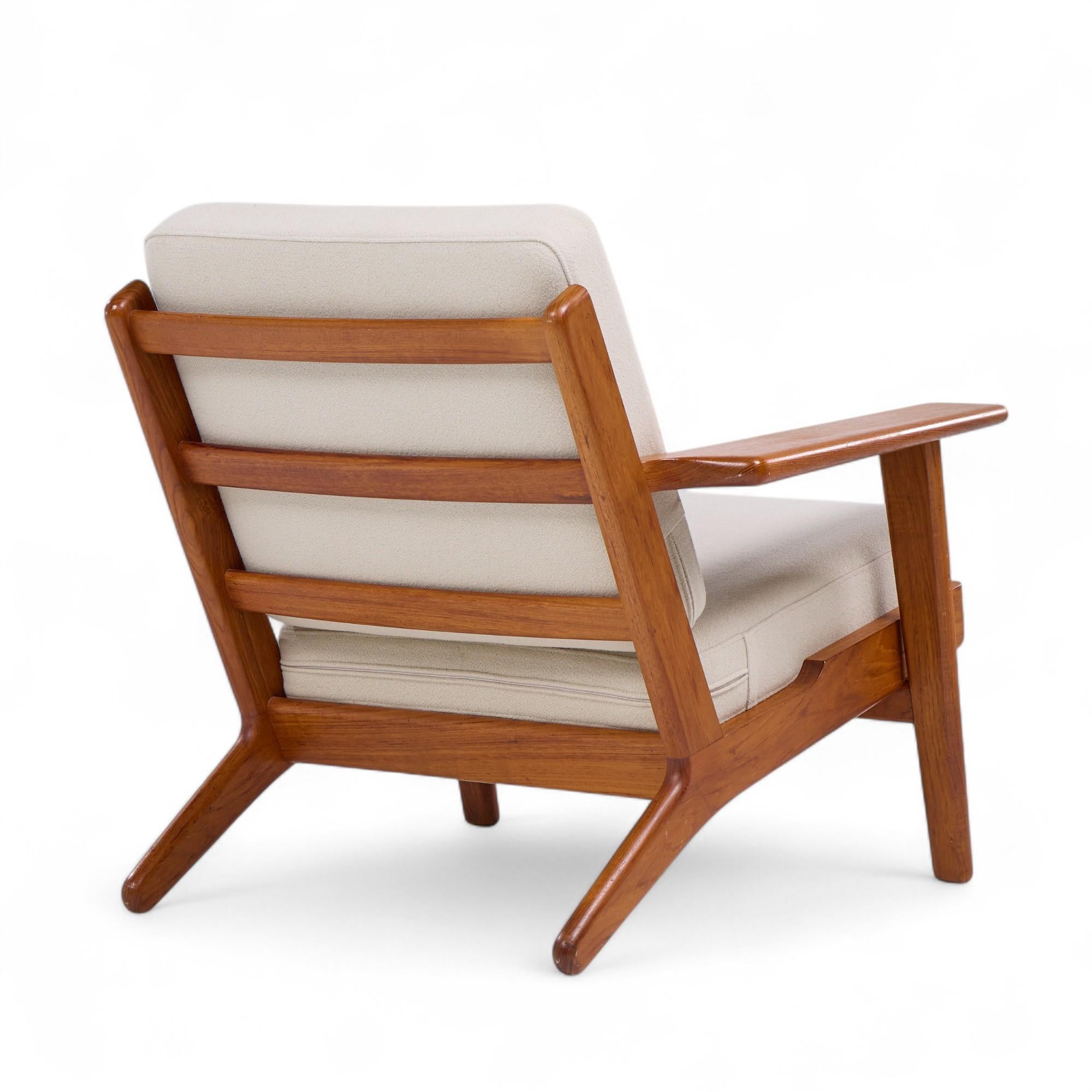 Hans Wegner for Getama GE-290 Danish Teak Low Back Lounge Chairs - Pair For Sale 4