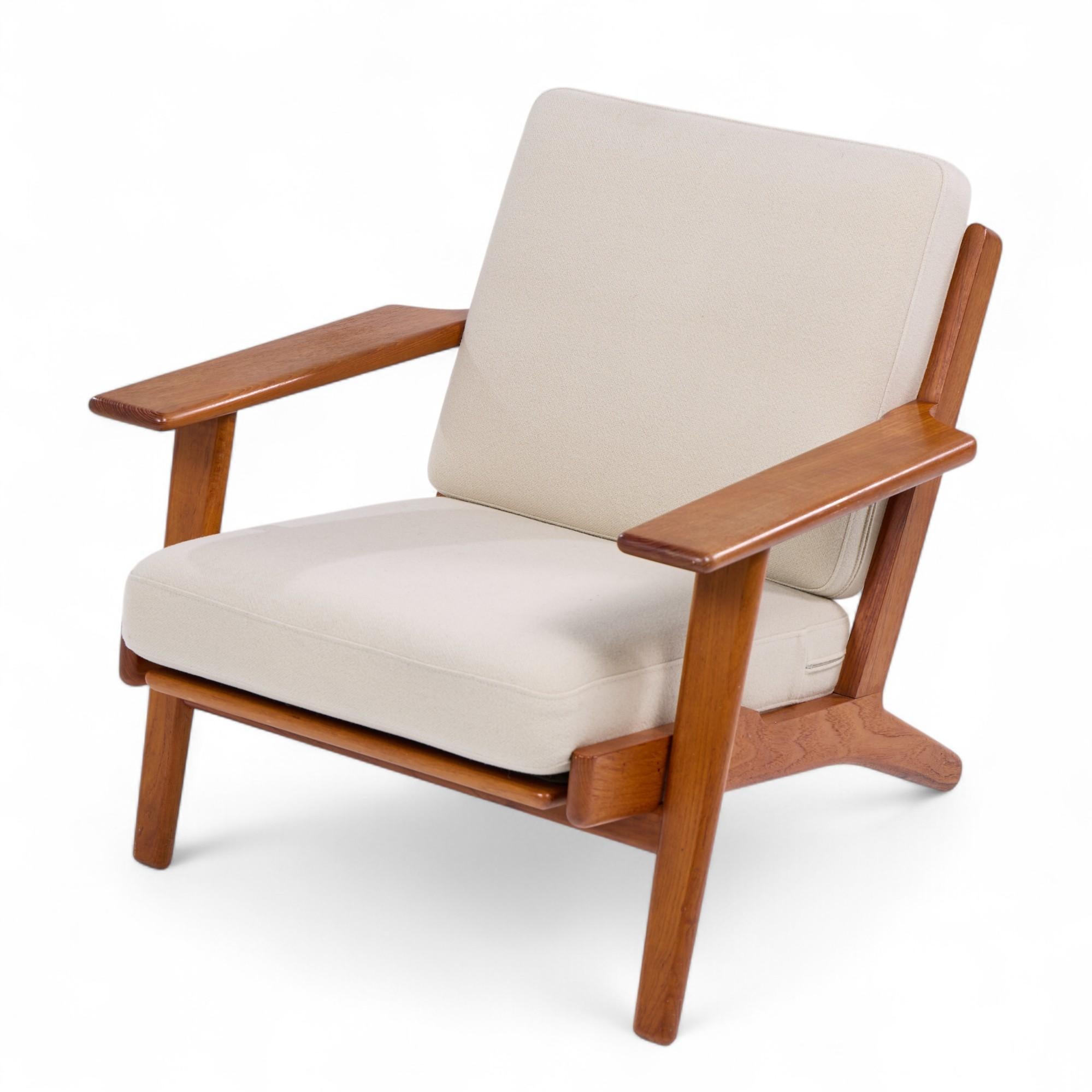 Hans Wegner for Getama GE-290 Danish Teak Low Back Lounge Chairs - Pair For Sale 6