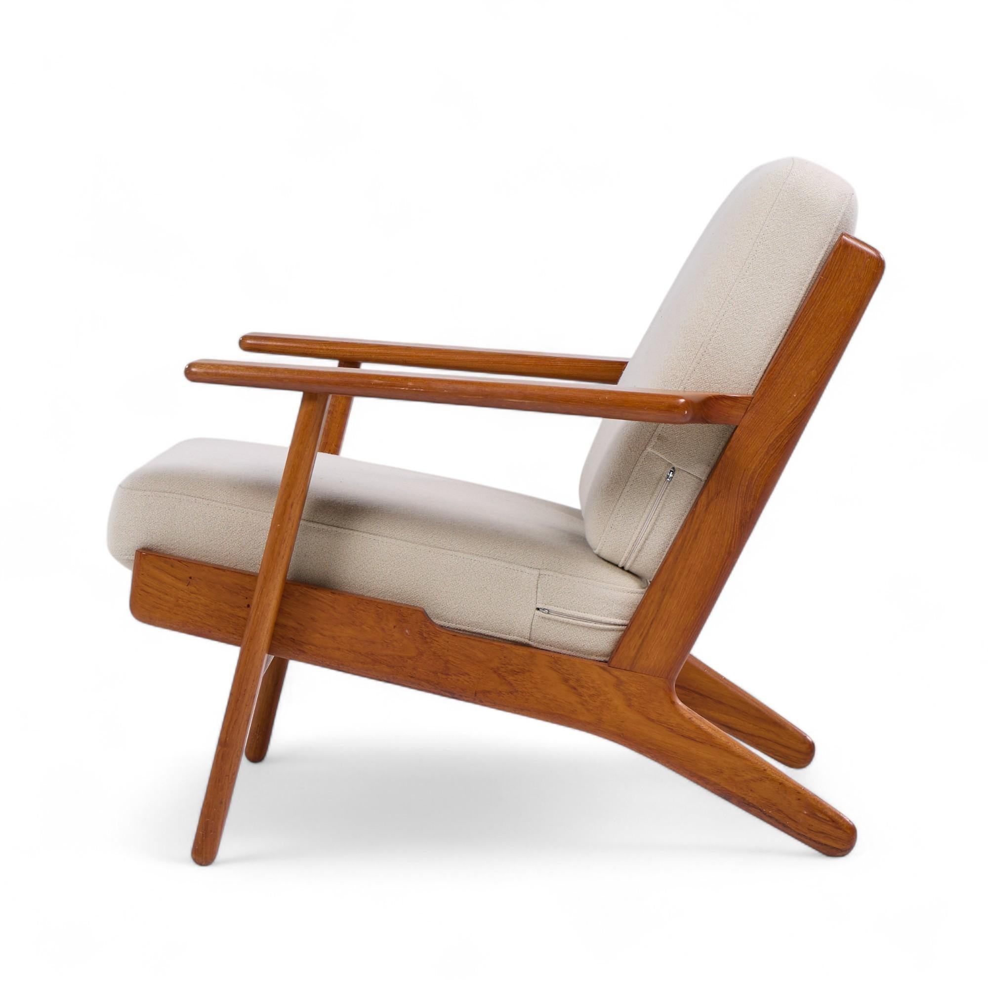 Hans Wegner for Getama GE-290 Danish Teak Low Back Lounge Chairs - Pair For Sale 1