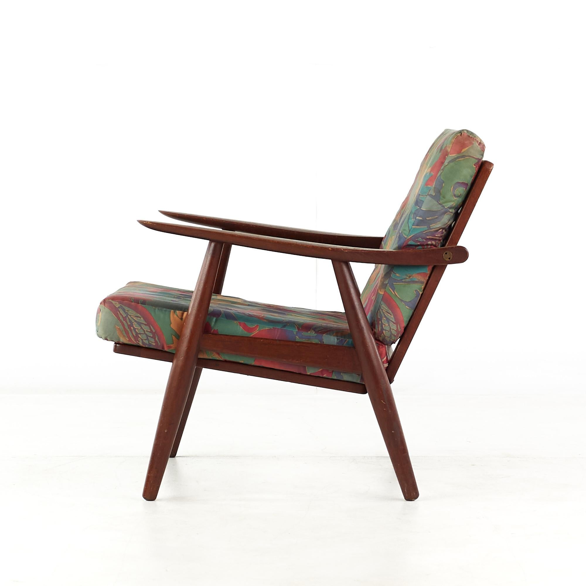 Hans Wegner for Getama Mid Century GE240 Teak Lounge Chair For Sale 1