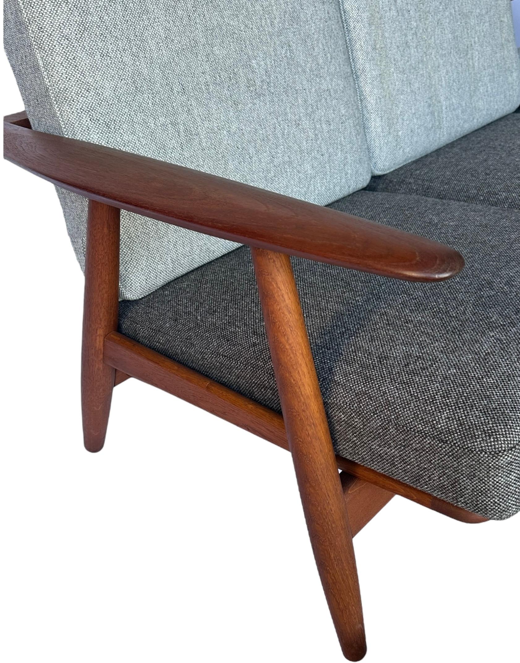 Hans J. Wegner for Getama Signed Sofa with new Mataram Upholstery For Sale 7