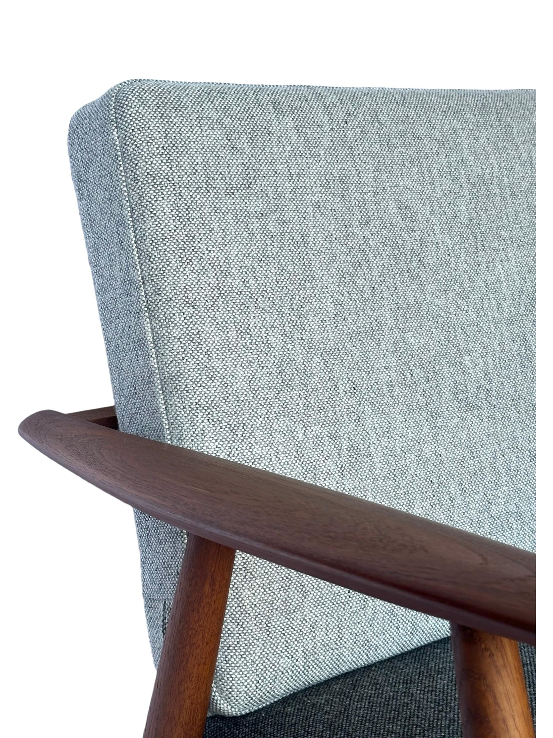 Hans J. Wegner for Getama Signed Sofa with new Mataram Upholstery For Sale 1