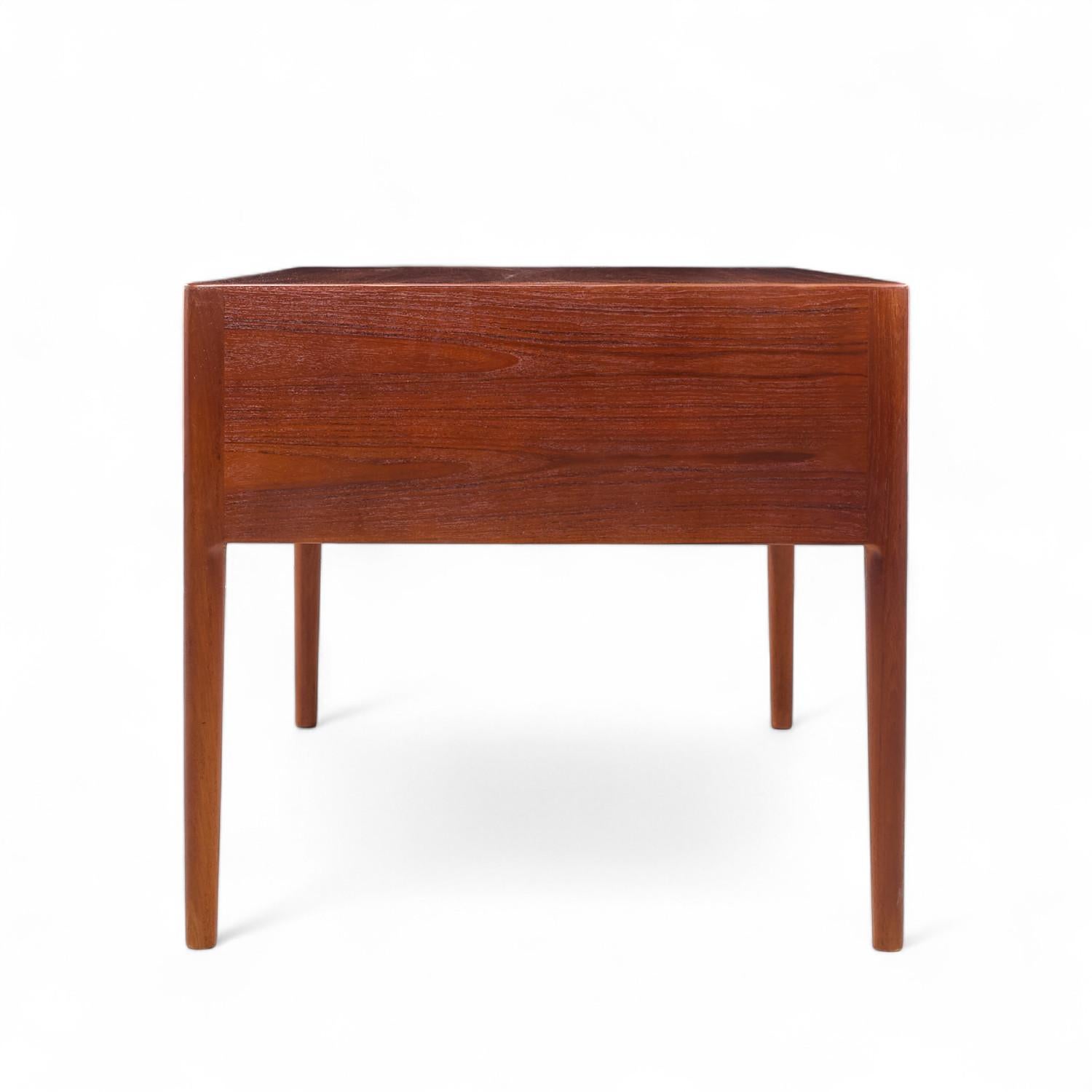 20th Century Hans Wegner for Johannes Hansen Model 573 Mid Century Danish Teak Desk For Sale
