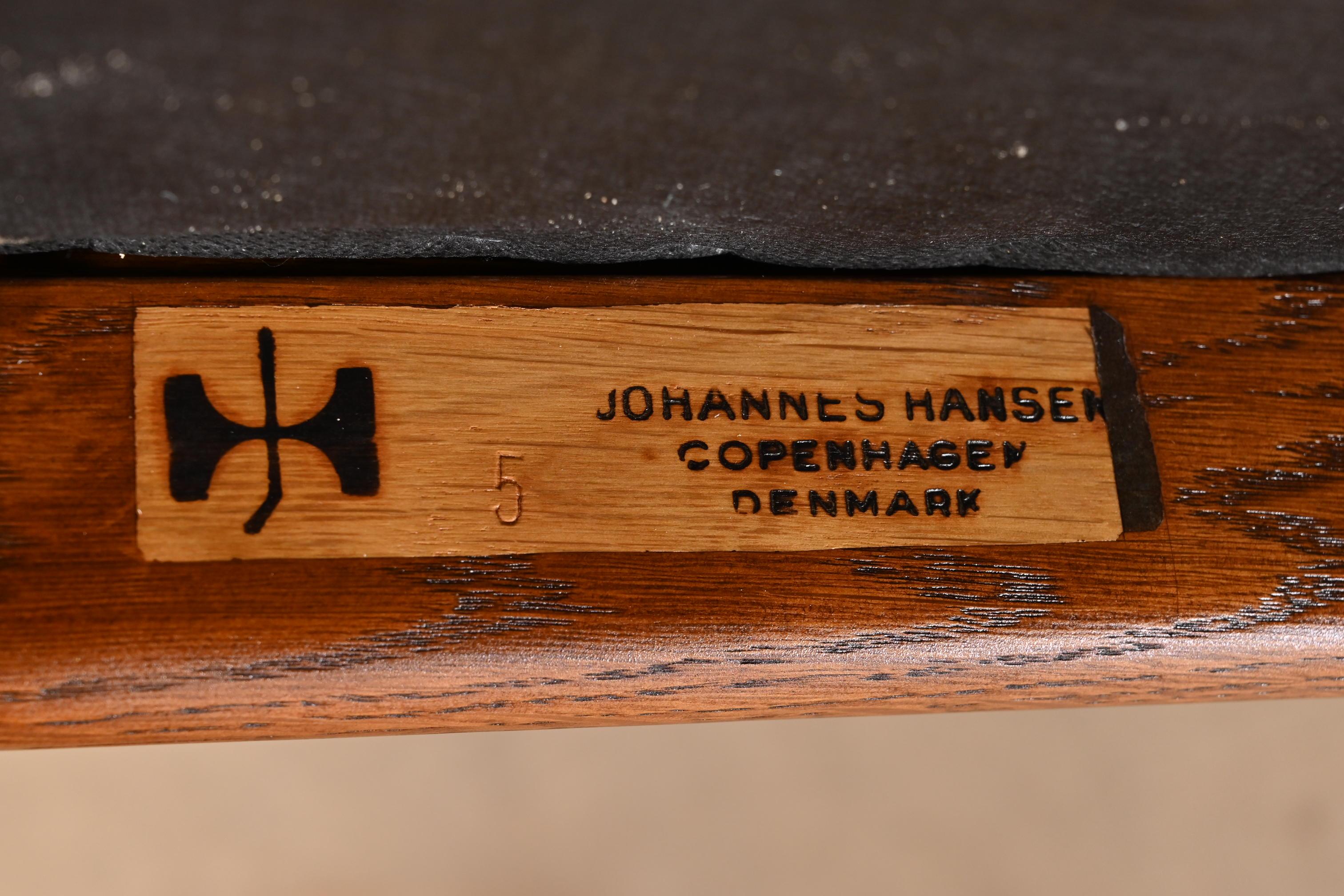 Chaise ronde en chêne et cuir Hans Wegner pour Johannes Hansen « The Chair », années 1960 en vente 6