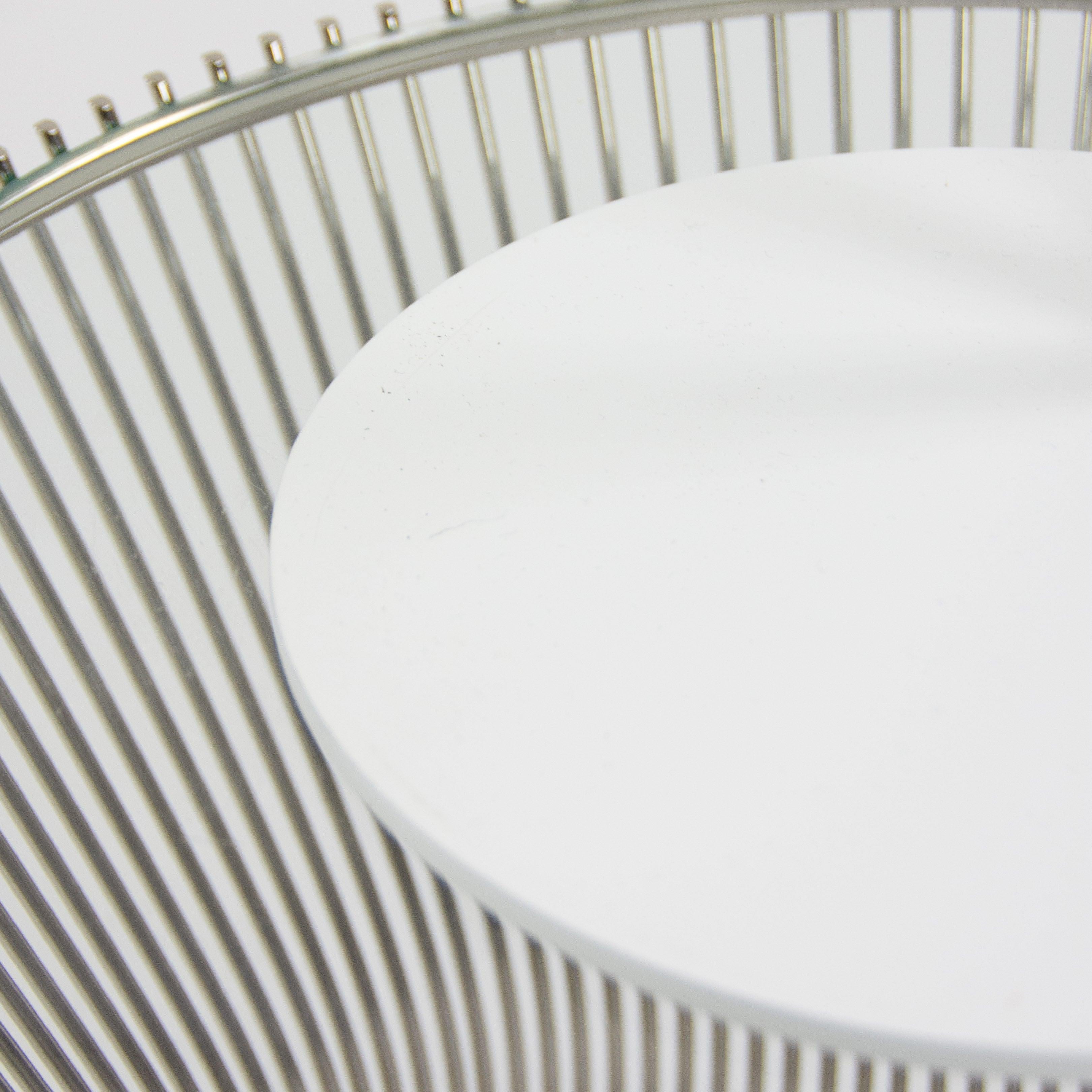 Aluminum Hans Wegner for Pandul Opala B01 Mini Table Lamp in White and Chrome For Sale