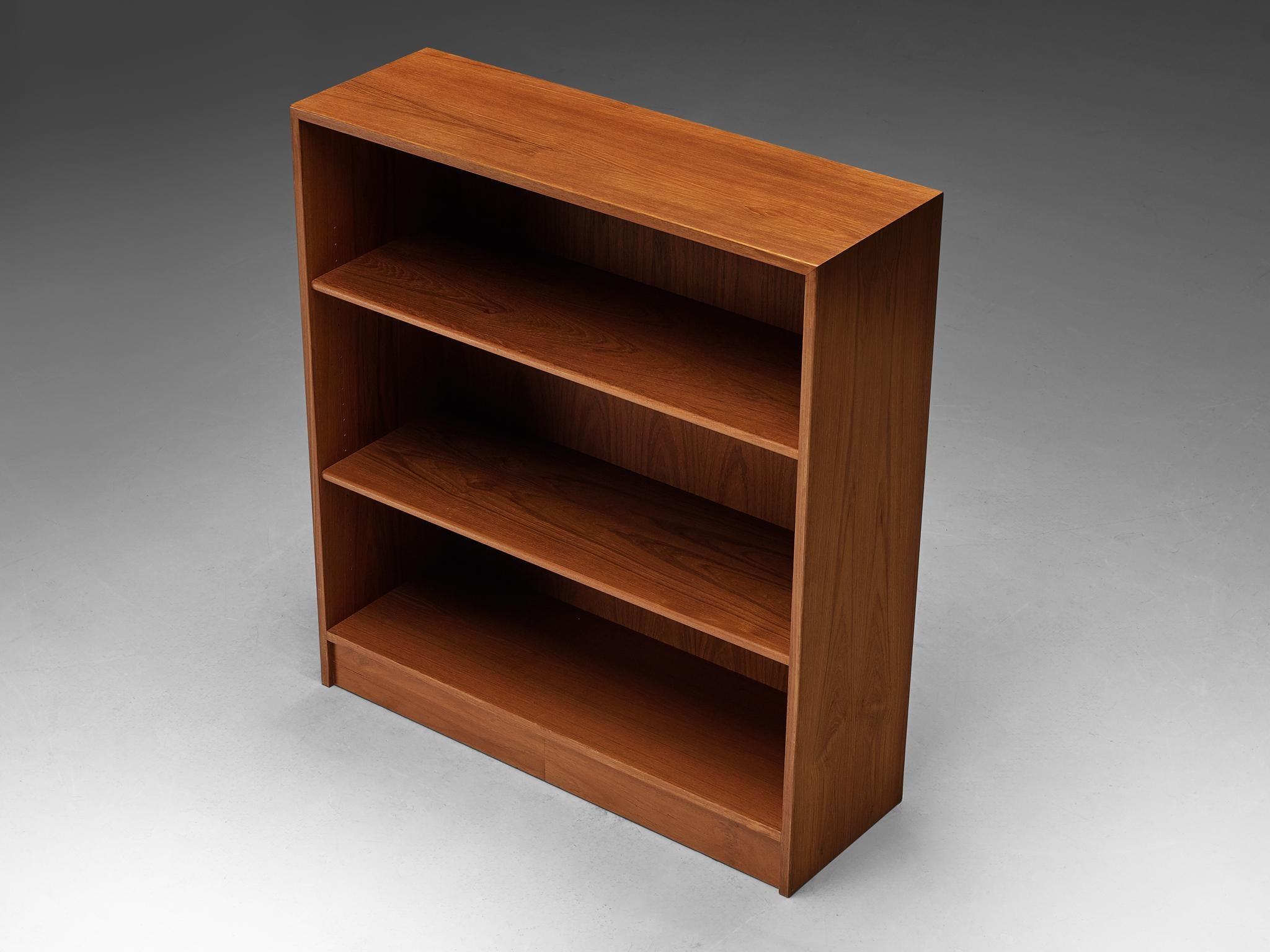 Hans Wegner para RY Møbler Armario abierto con estantes 'RY100' de teca Teca en venta