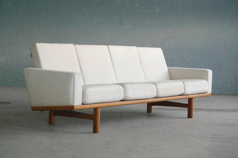 Hans Wegner Four-Seat Sofa Model GE-236/4 in Oak and Beige Wool for GETAMA  at 1stDibs