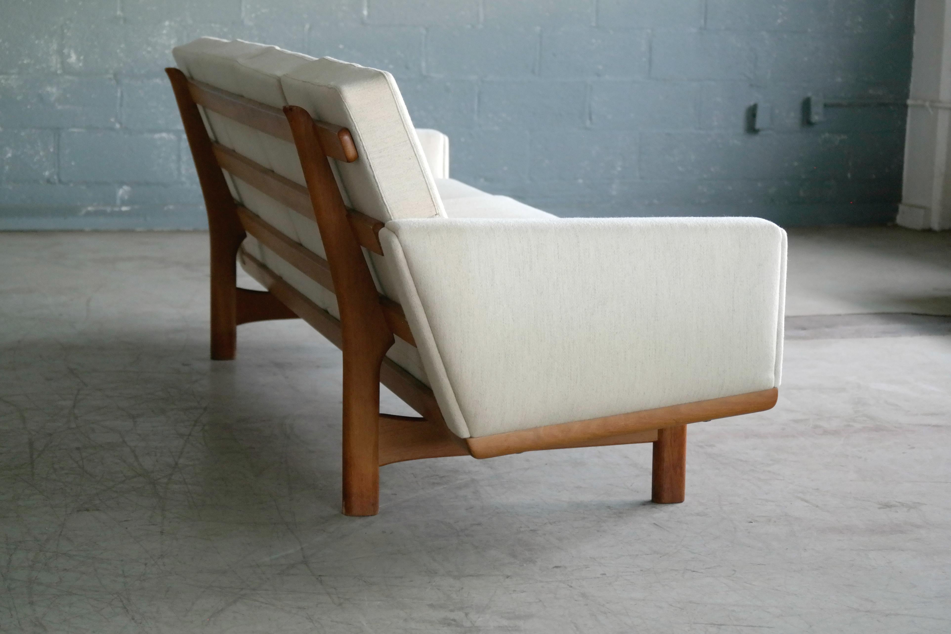 Danish Hans Wegner Four-Seat Sofa Model GE-236/4 in Oak and Beige Wool for GETAMA