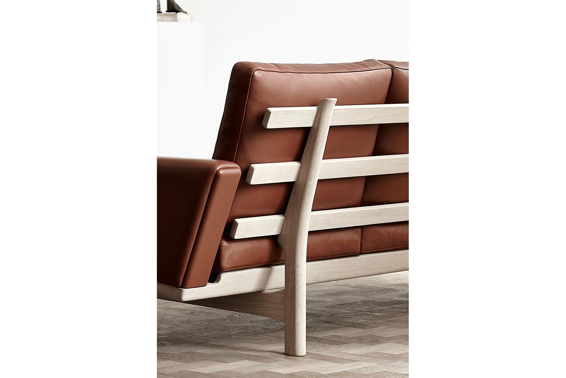 Contemporary Hans Wegner GE 236 3-Seat Sofa For Sale
